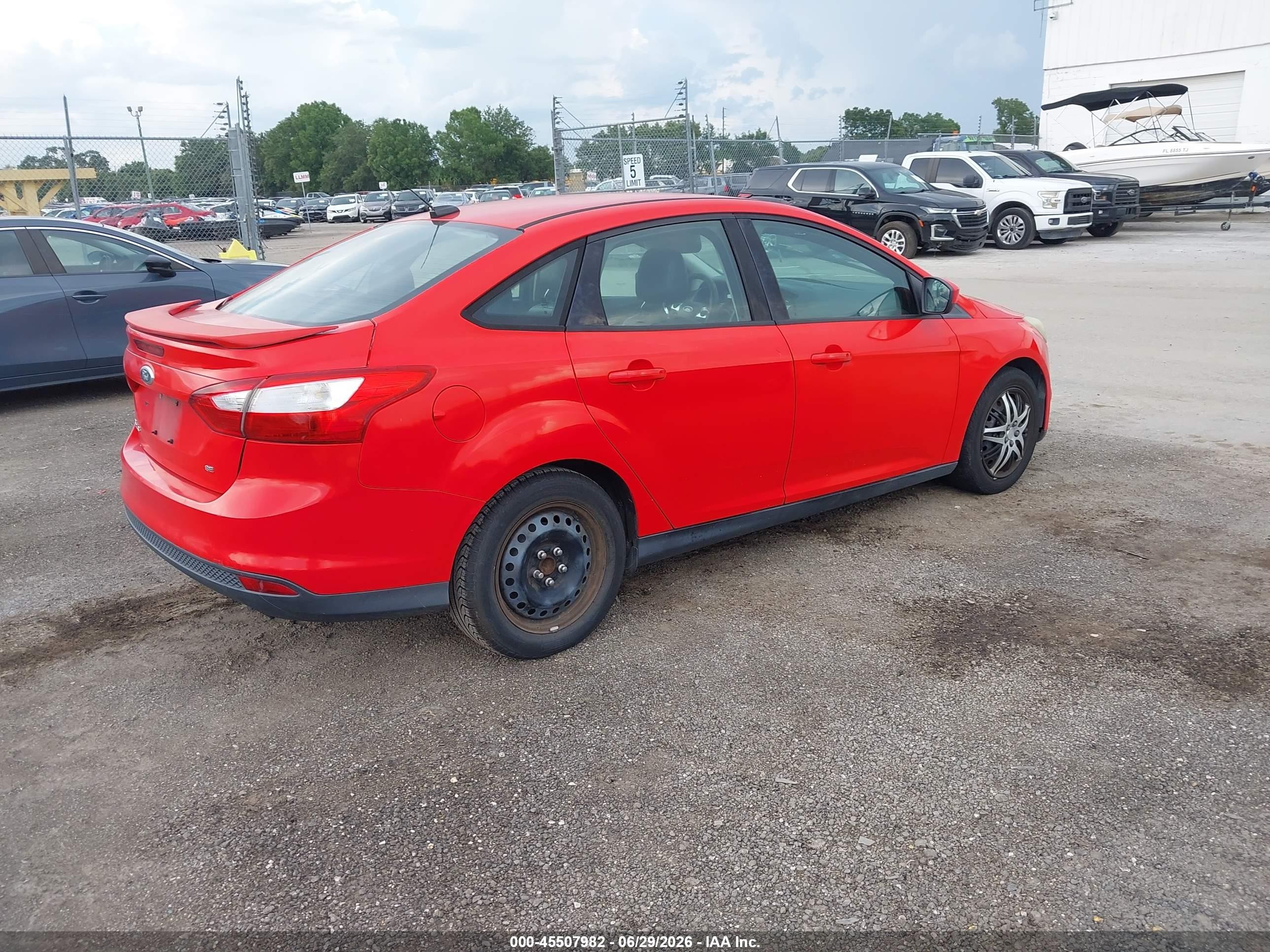 2012 Ford Focus Se Red vin: 1FAHP3F22CL114969