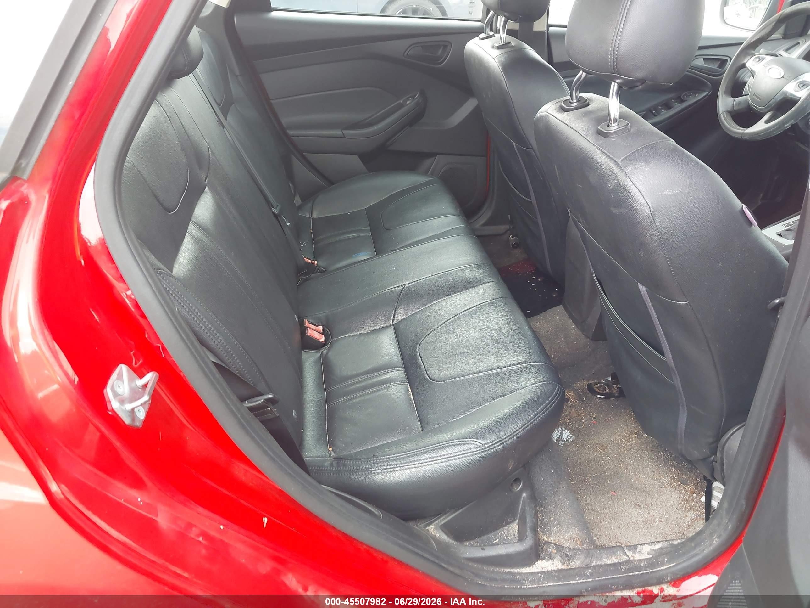 2012 Ford Focus Se Red vin: 1FAHP3F22CL114969