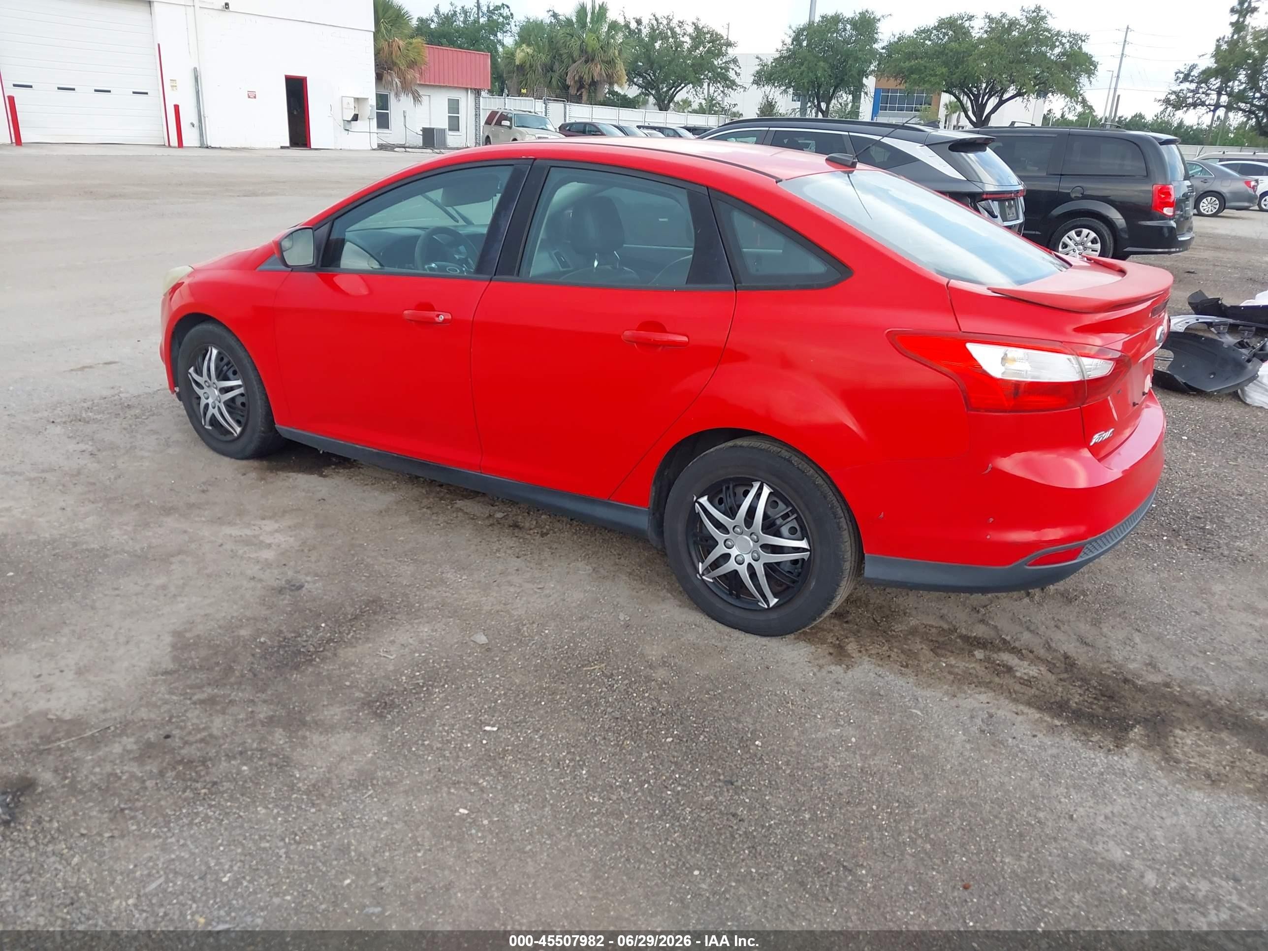 2012 Ford Focus Se Red vin: 1FAHP3F22CL114969