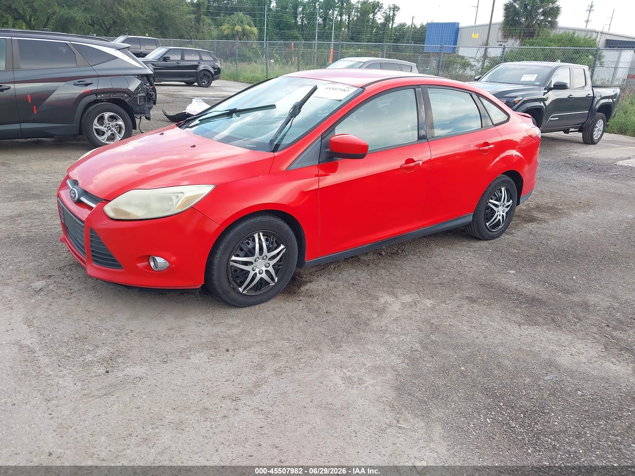 2012 Ford Focus Se Red vin: 1FAHP3F22CL114969
