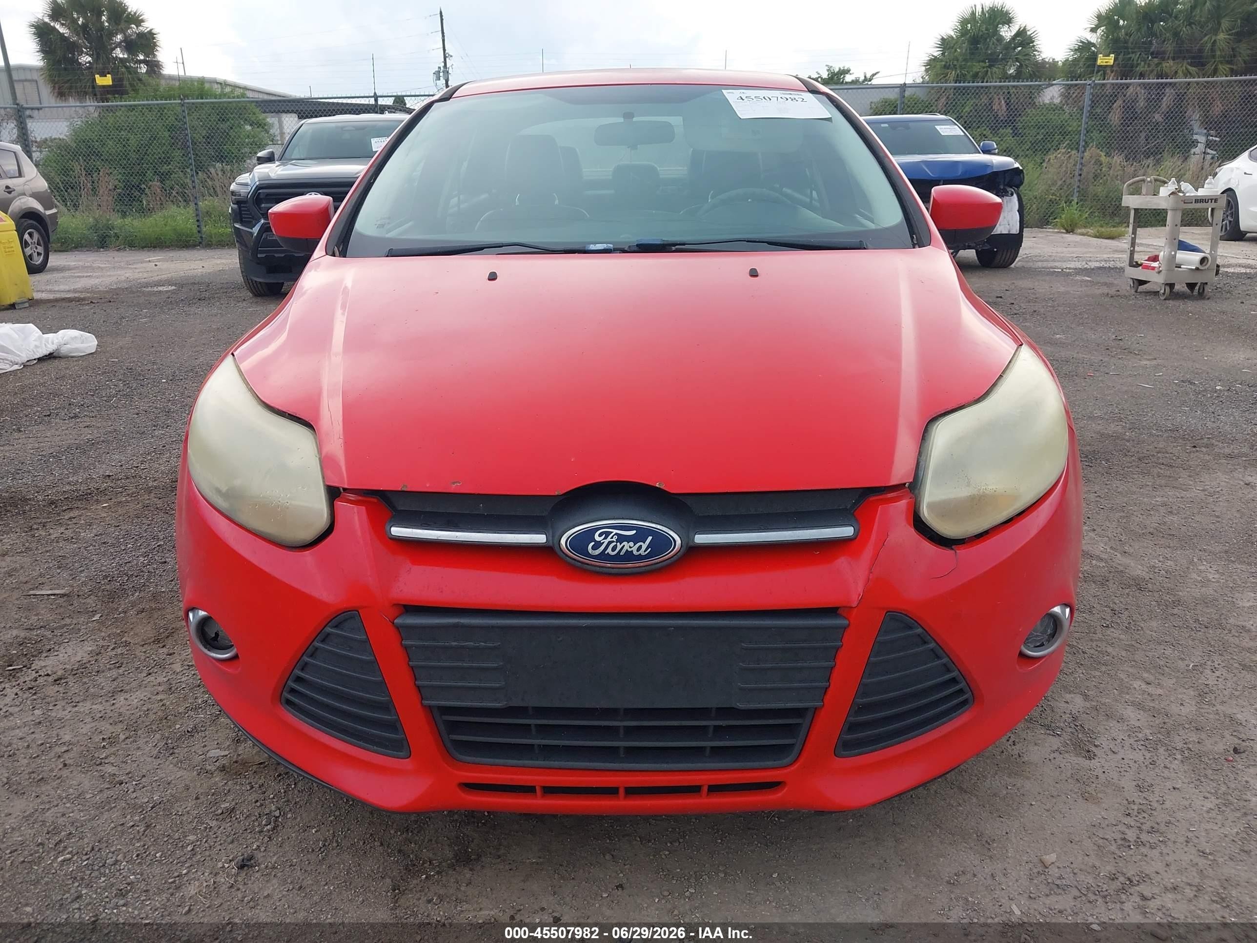 2012 Ford Focus Se Red vin: 1FAHP3F22CL114969