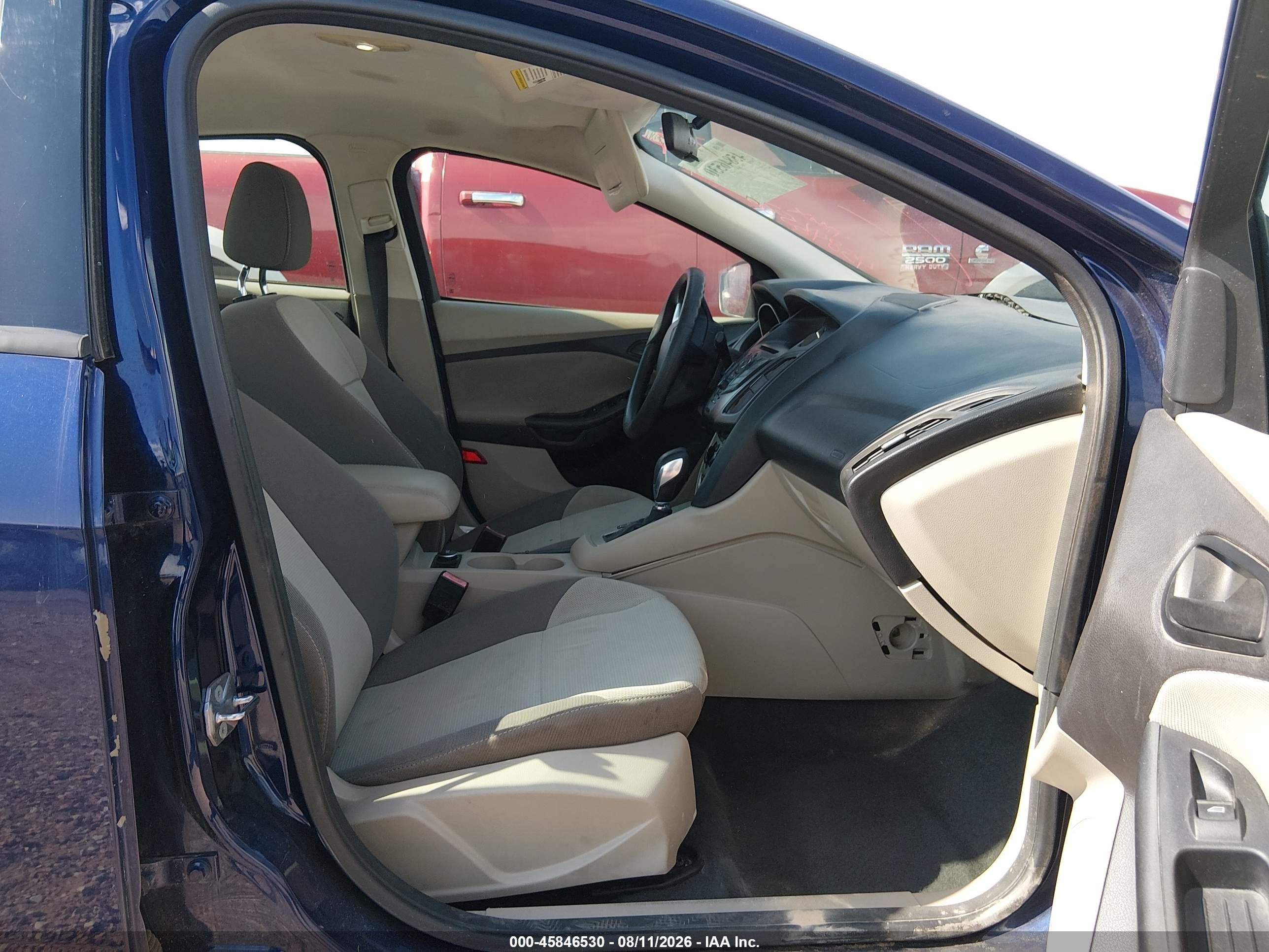 2012 Ford Focus Se Blue vin: 1FAHP3F22CL129620