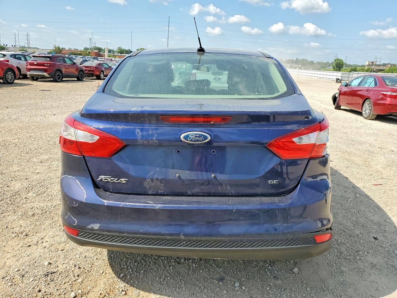 2012 Ford Focus Se Blue vin: 1FAHP3F22CL131559