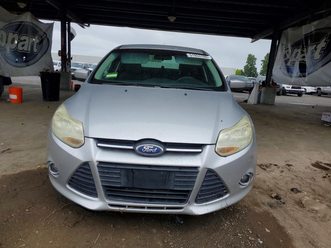 2012 Ford Focus Se Silver vin: 1FAHP3F22CL142321