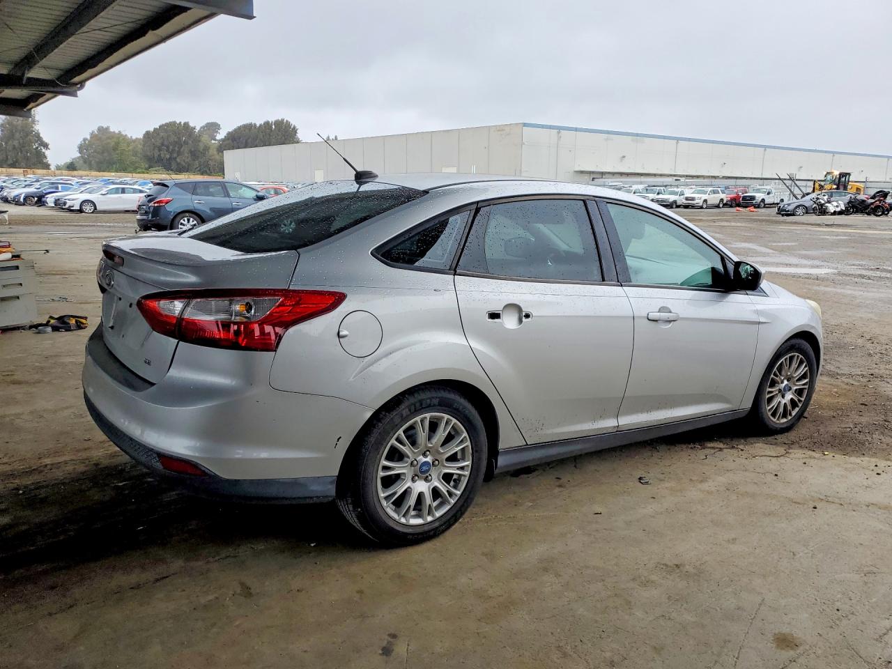 2012 Ford Focus Se Silver vin: 1FAHP3F22CL142321