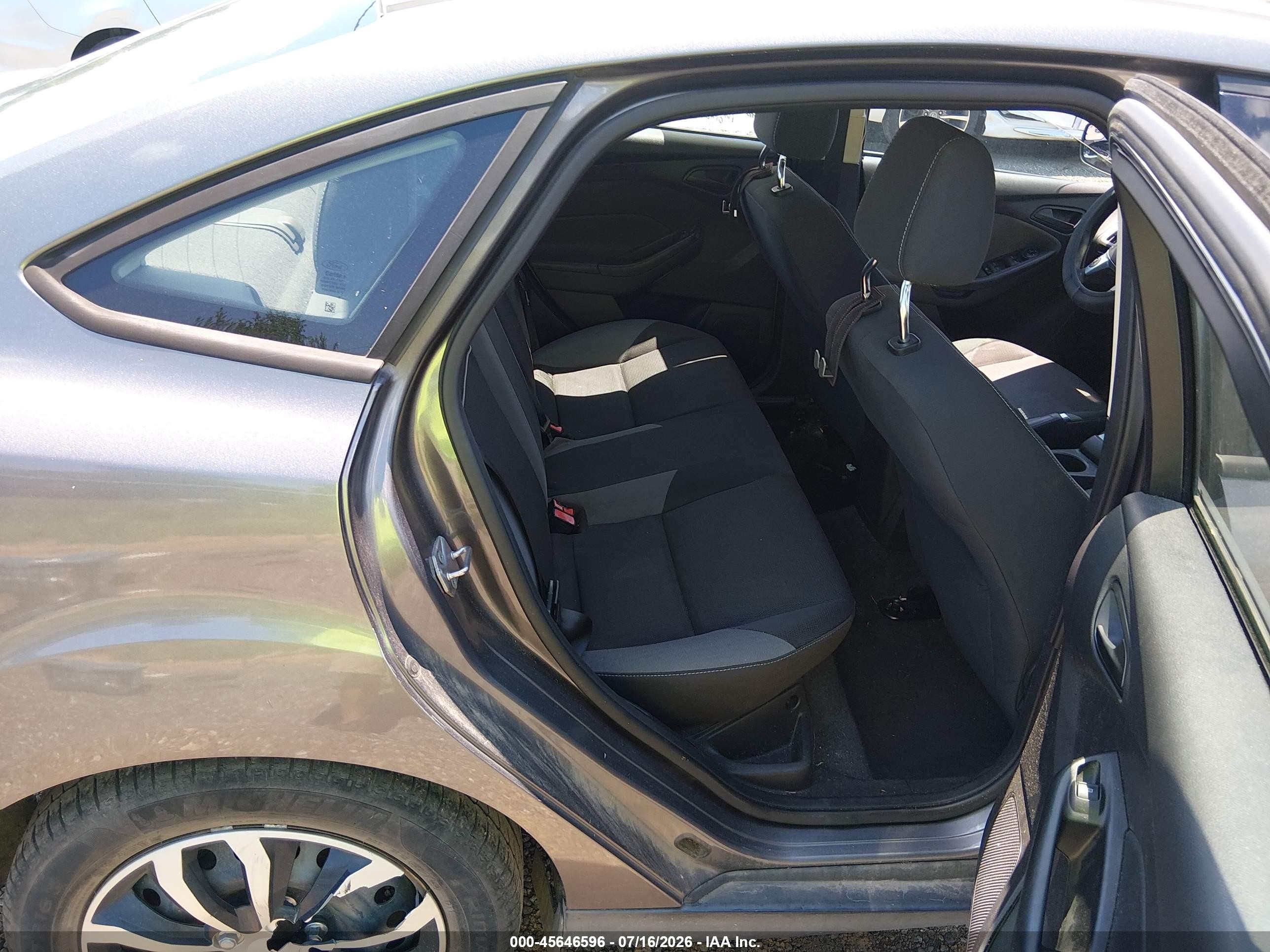 2012 Ford Focus Se Gray vin: 1FAHP3F22CL176985