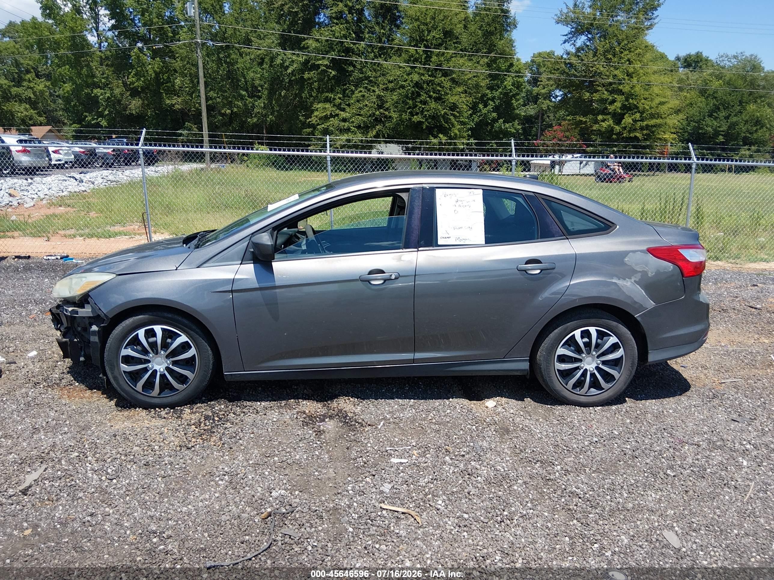 2012 Ford Focus Se Gray vin: 1FAHP3F22CL176985