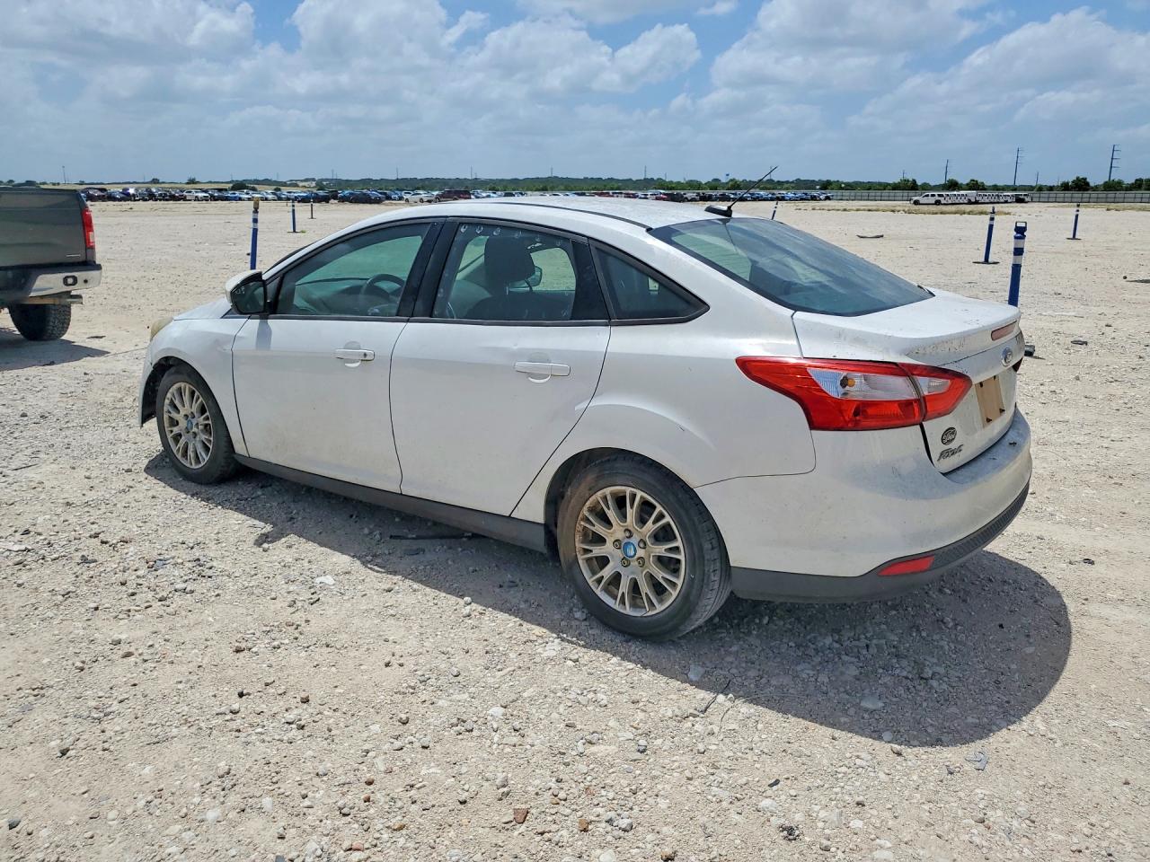 2012 Ford Focus Se White vin: 1FAHP3F22CL178140