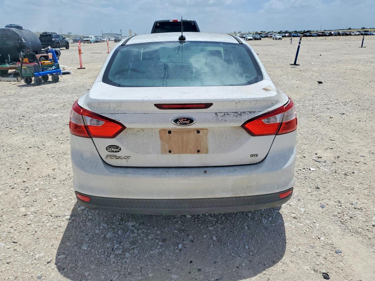 2012 Ford Focus Se White vin: 1FAHP3F22CL178140