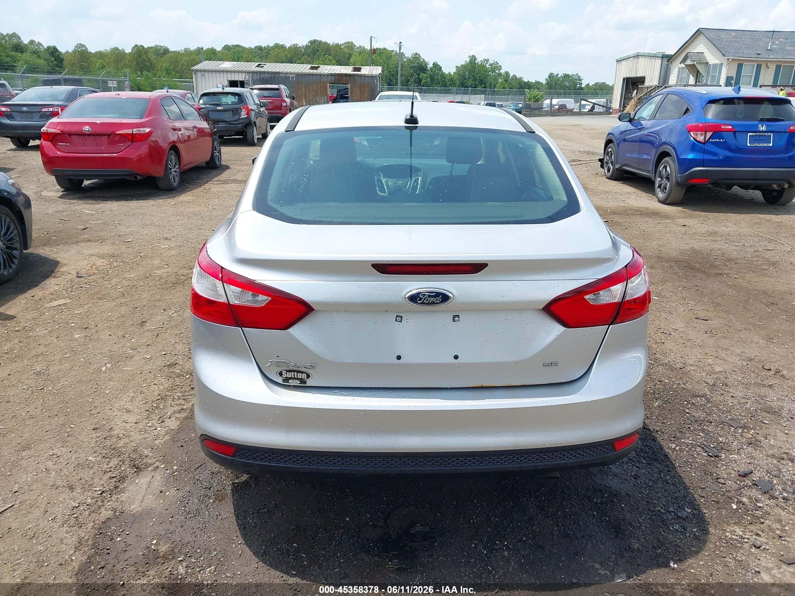2012 Ford Focus Se Silver vin: 1FAHP3F22CL232763
