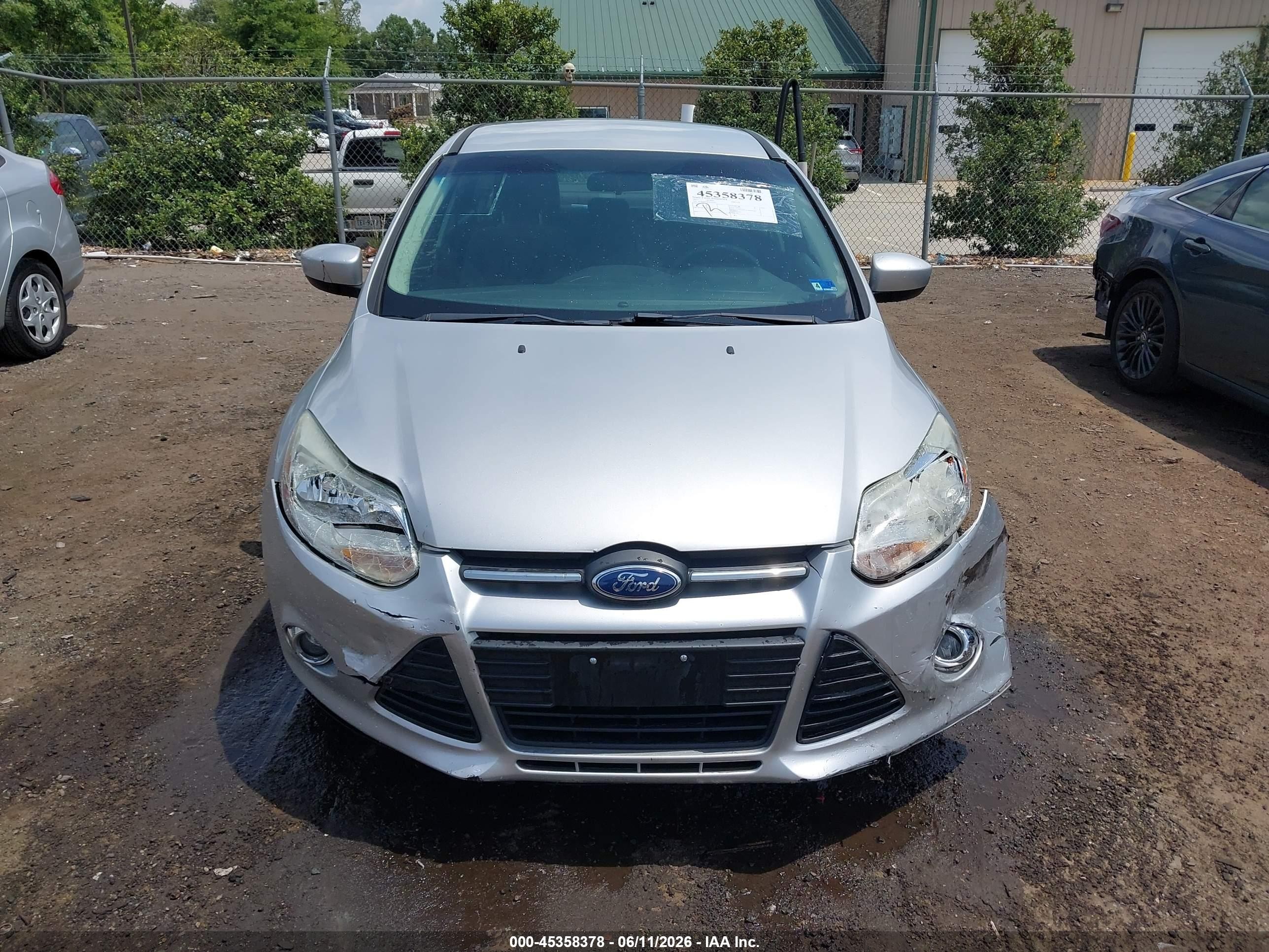 2012 Ford Focus Se Silver vin: 1FAHP3F22CL232763