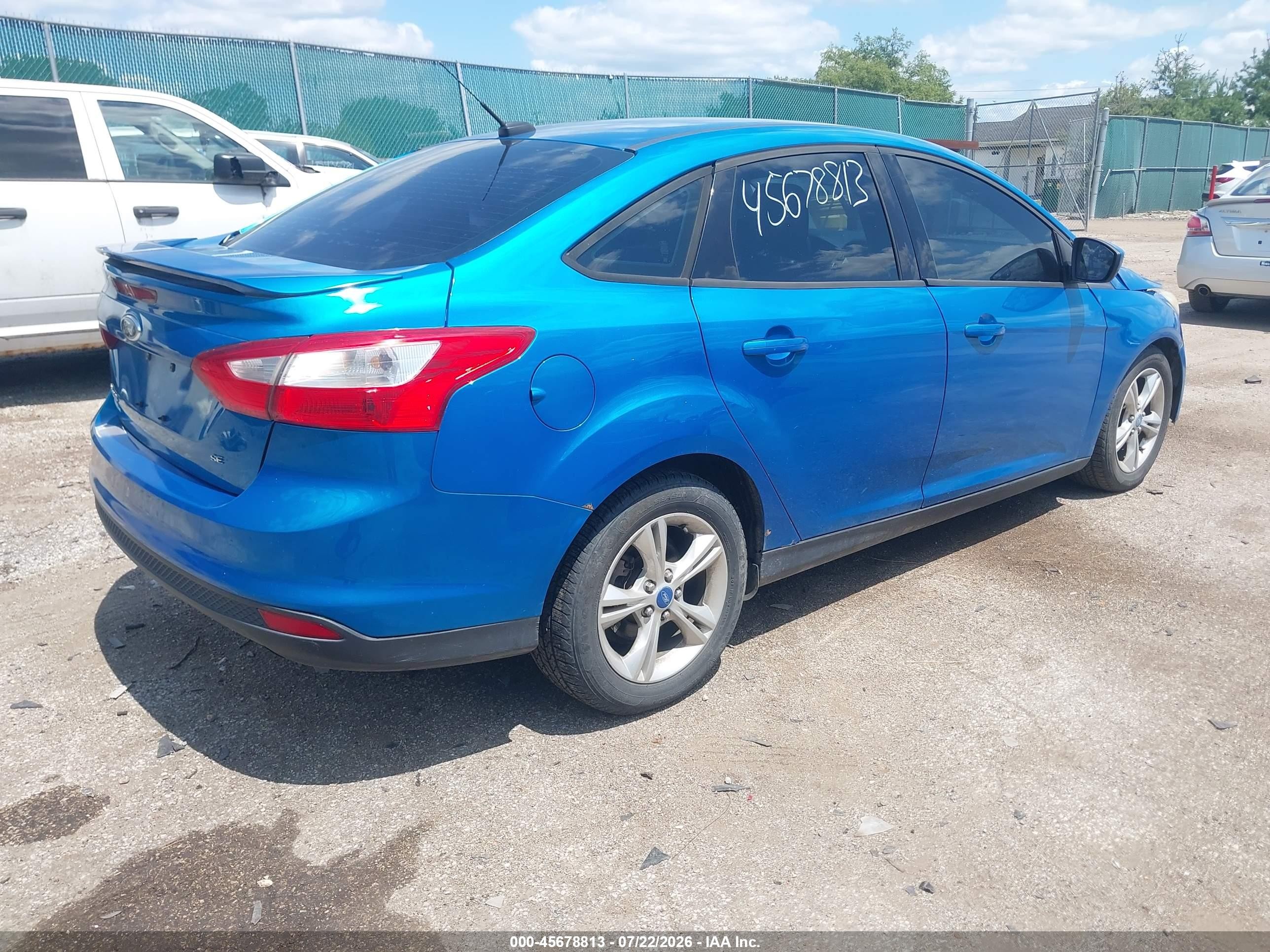 2012 Ford Focus Se Blue vin: 1FAHP3F22CL261504