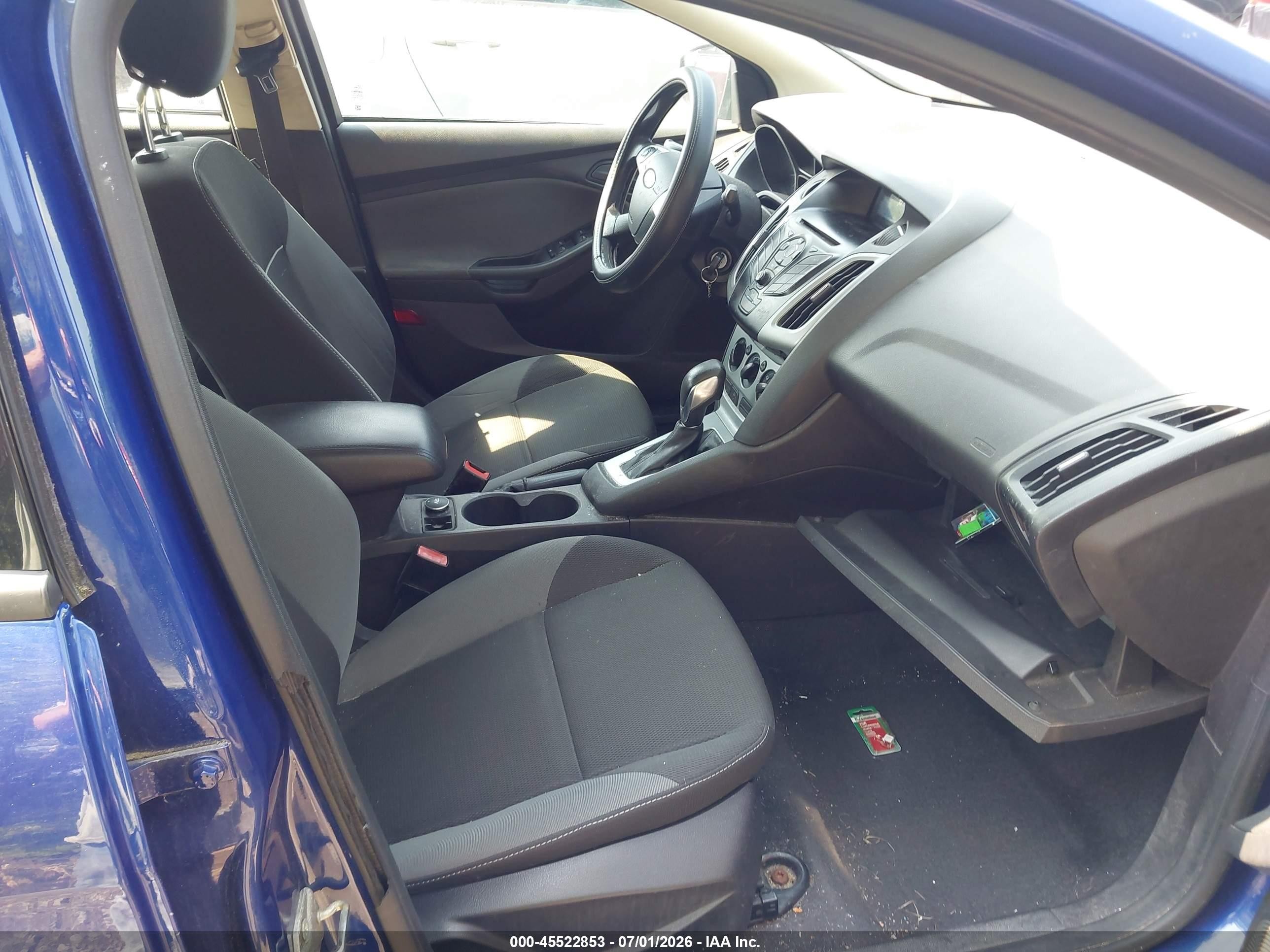 2012 Ford Focus Se Синий vin: 1FAHP3F22CL316100
