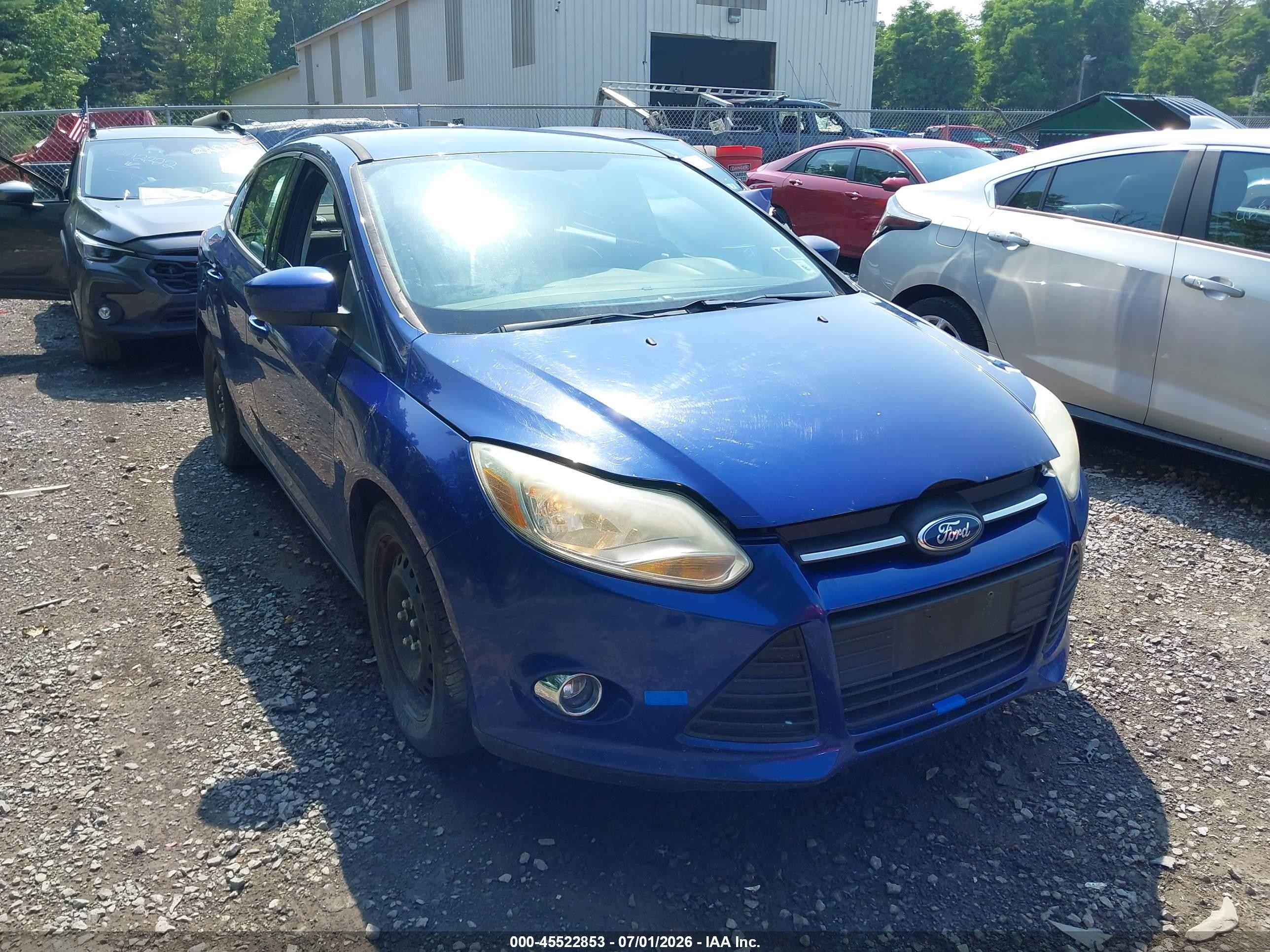 2012 Ford Focus Se Синий vin: 1FAHP3F22CL316100