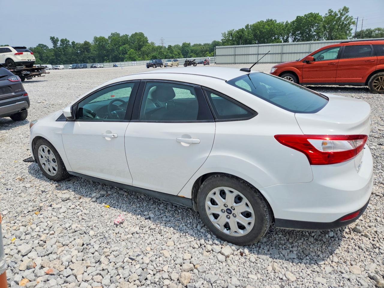 2012 Ford Focus Se White vin: 1FAHP3F22CL343569
