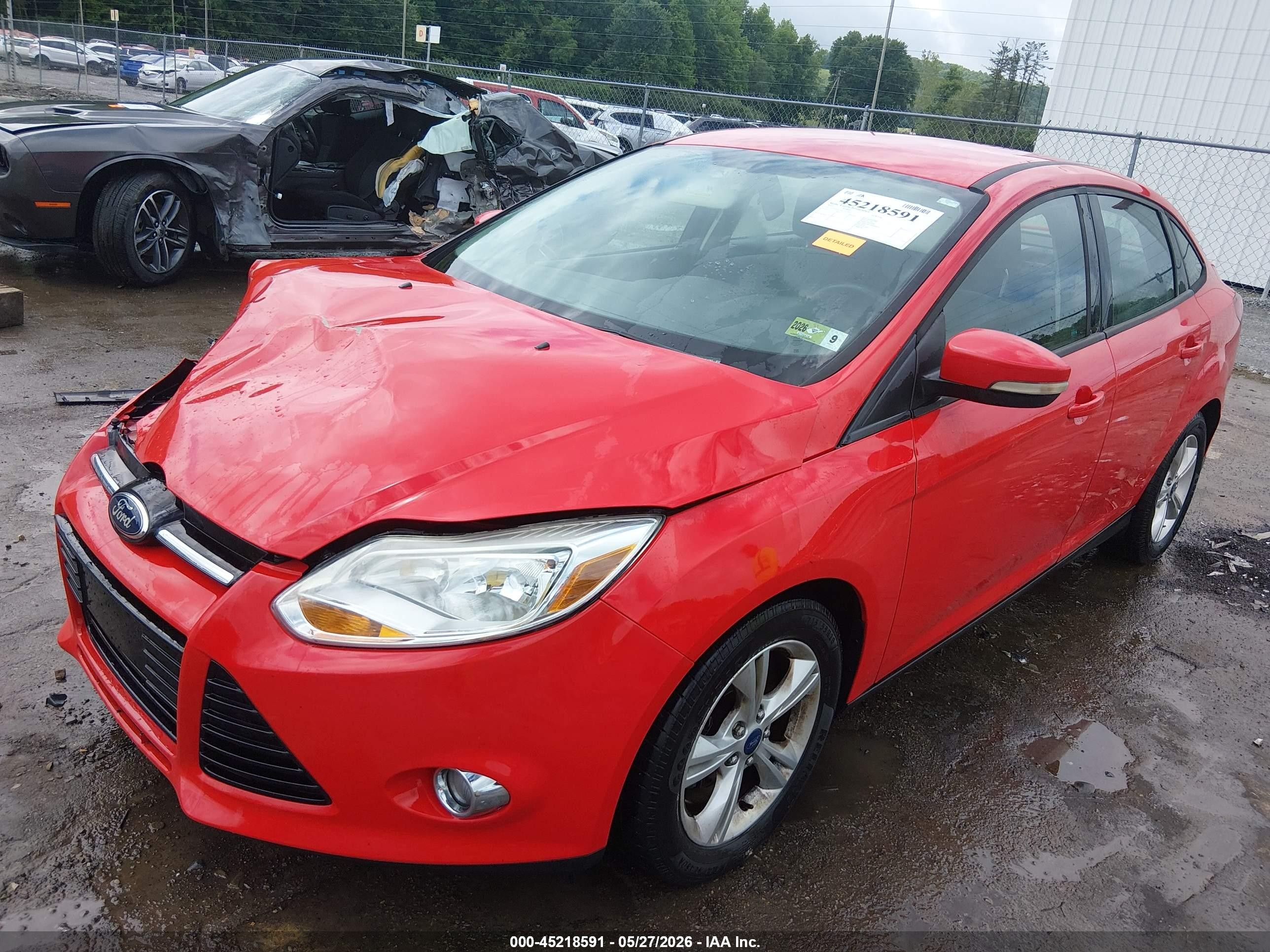 2012 Ford Focus Se Red vin: 1FAHP3F22CL352787