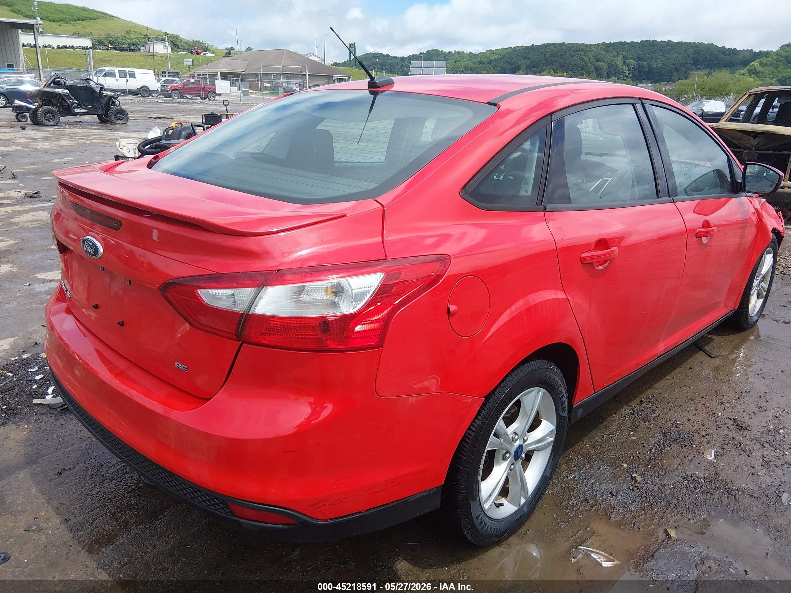 2012 Ford Focus Se Red vin: 1FAHP3F22CL352787