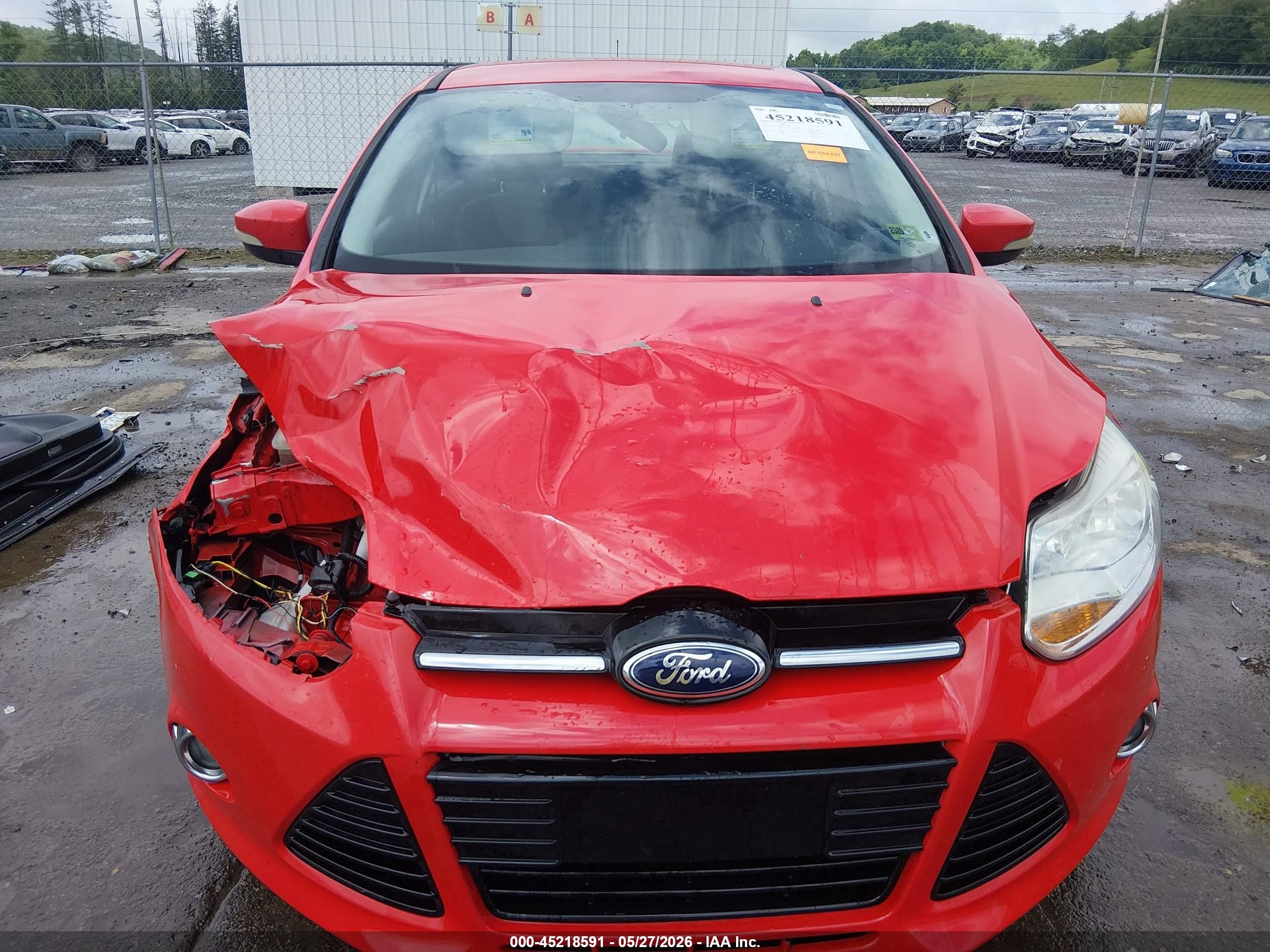 2012 Ford Focus Se Red vin: 1FAHP3F22CL352787