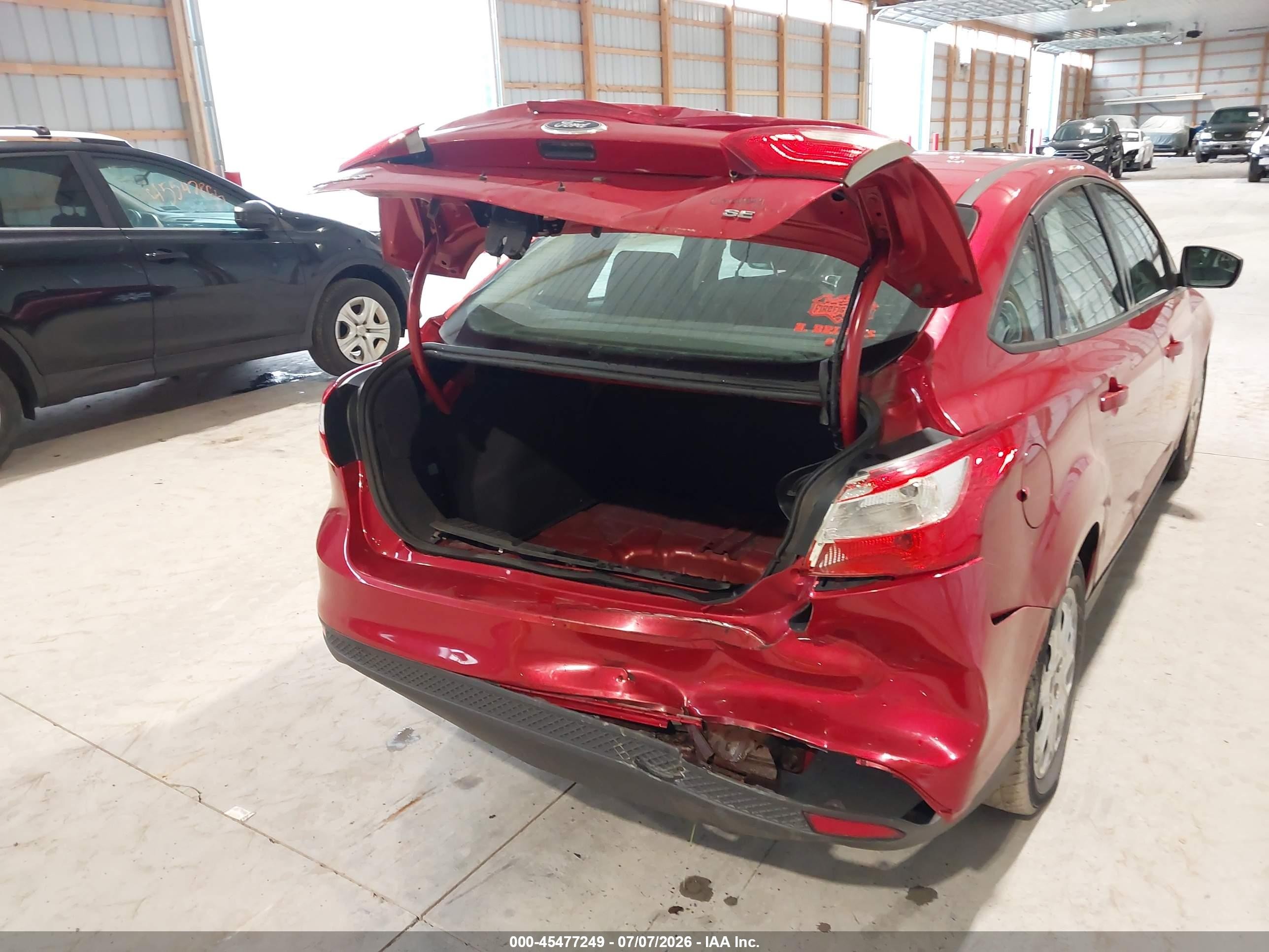 2012 Ford Focus Se Red vin: 1FAHP3F22CL359982
