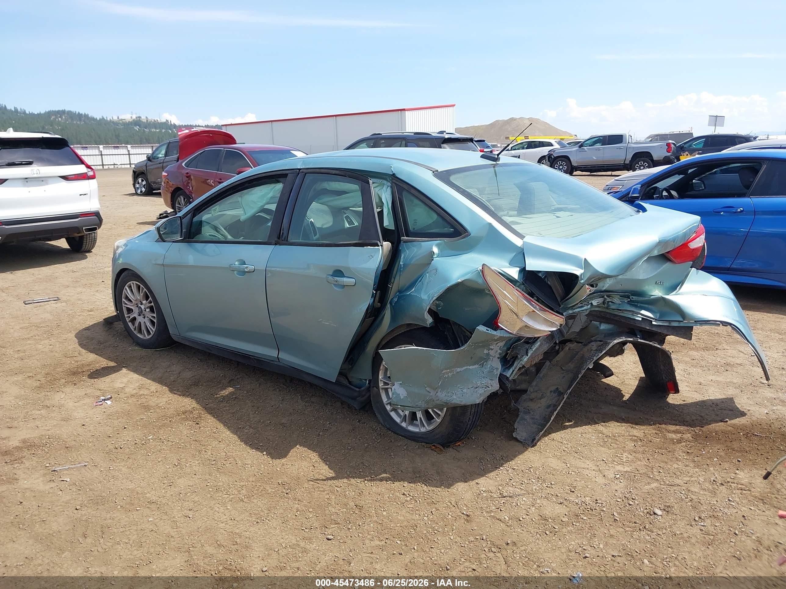 2012 Ford Focus Se Blue vin: 1FAHP3F22CL372909
