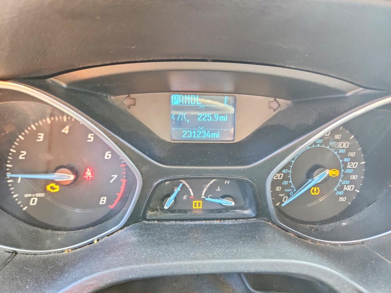 2012 Ford Focus S Белый vin: 1FAHP3F22CL379360