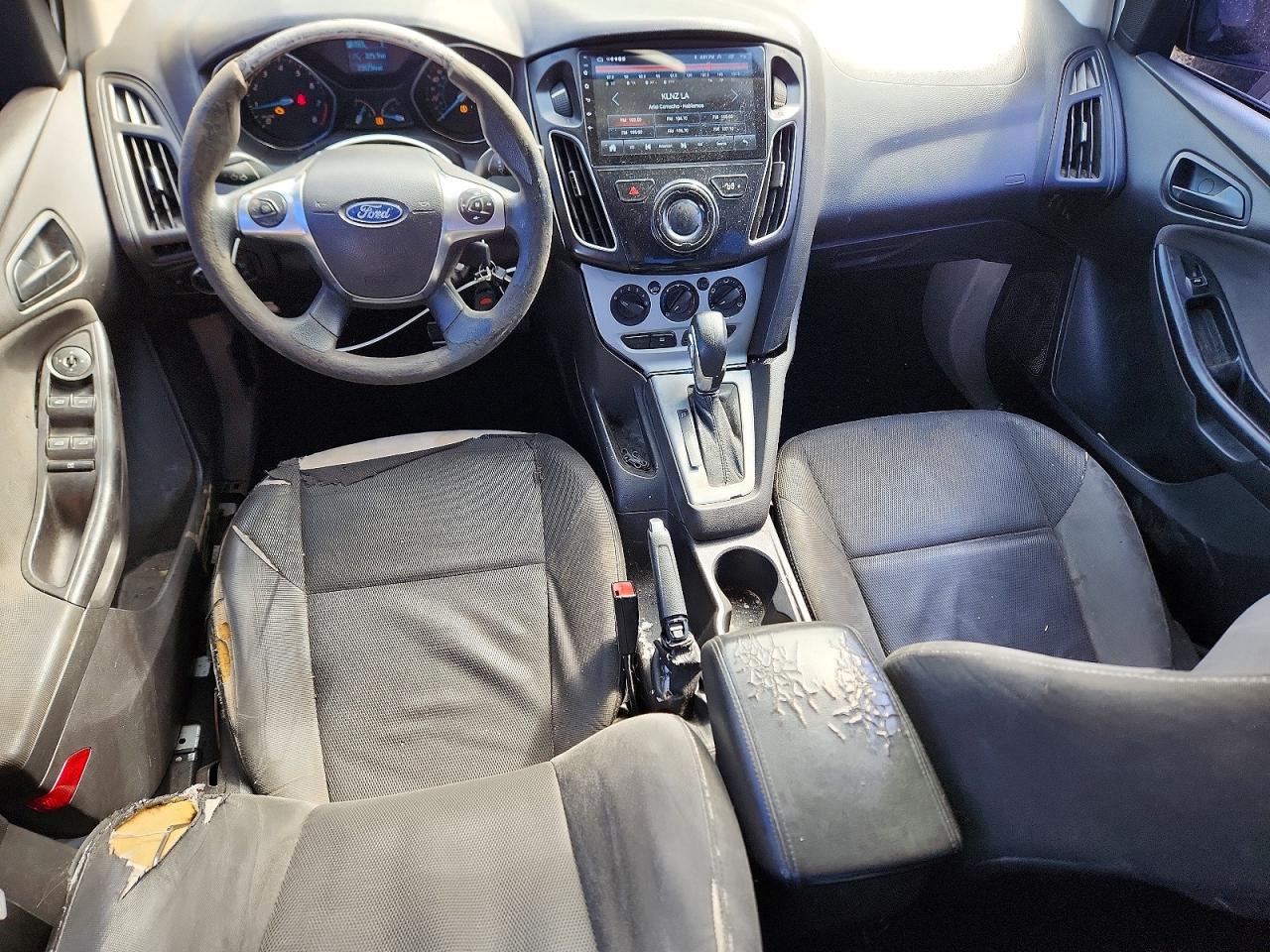 2012 Ford Focus S Белый vin: 1FAHP3F22CL379360