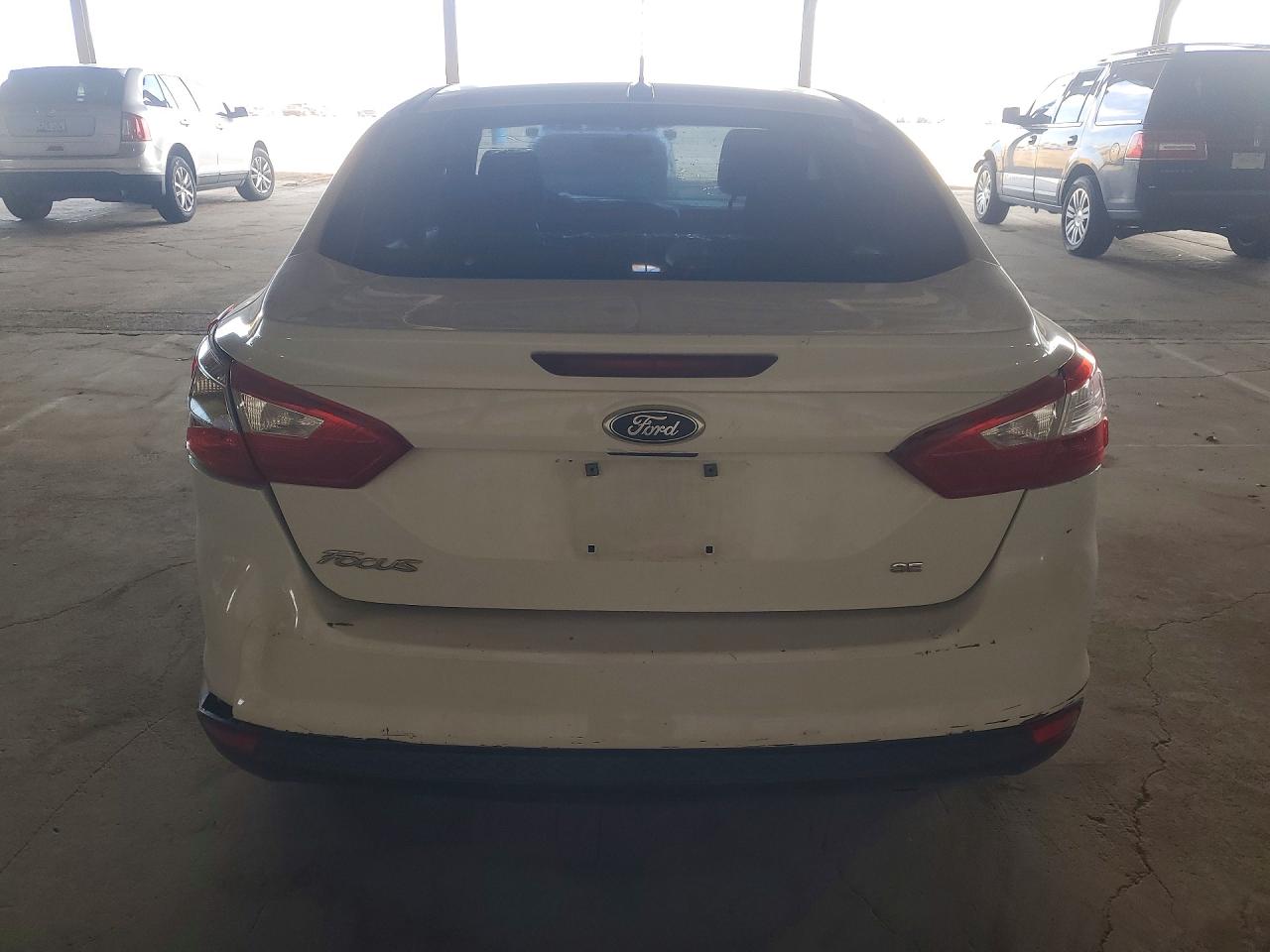 2012 Ford Focus S Белый vin: 1FAHP3F22CL379360
