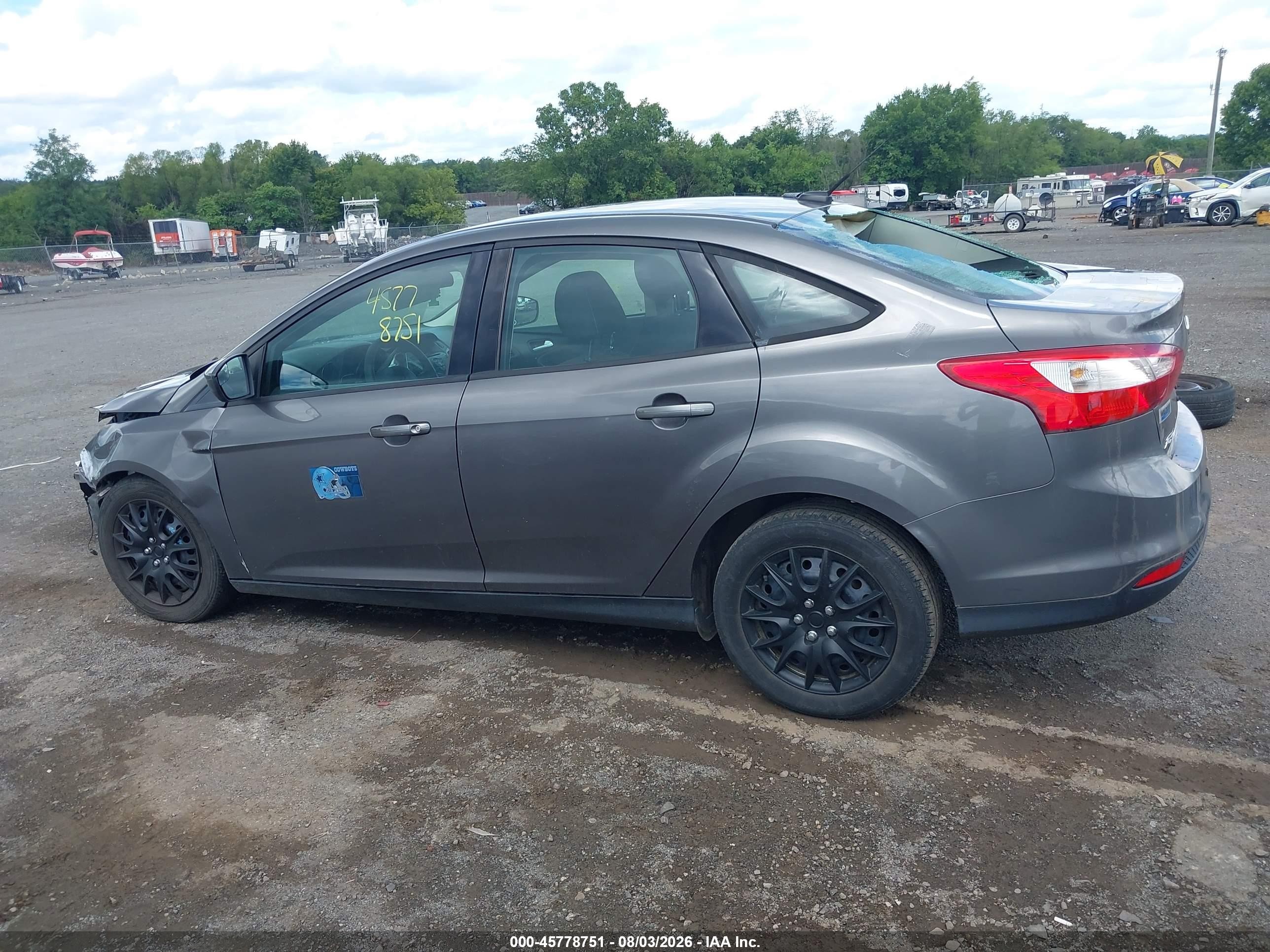 2012 Ford Focus Se Gray vin: 1FAHP3F22CL403530
