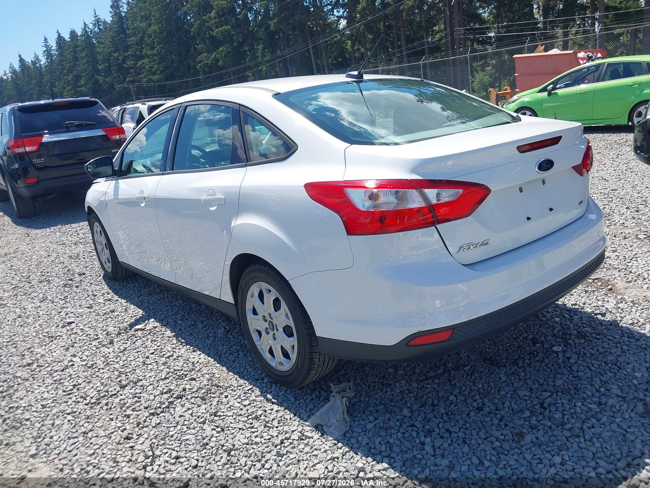 2012 Ford Focus Se White vin: 1FAHP3F22CL424409