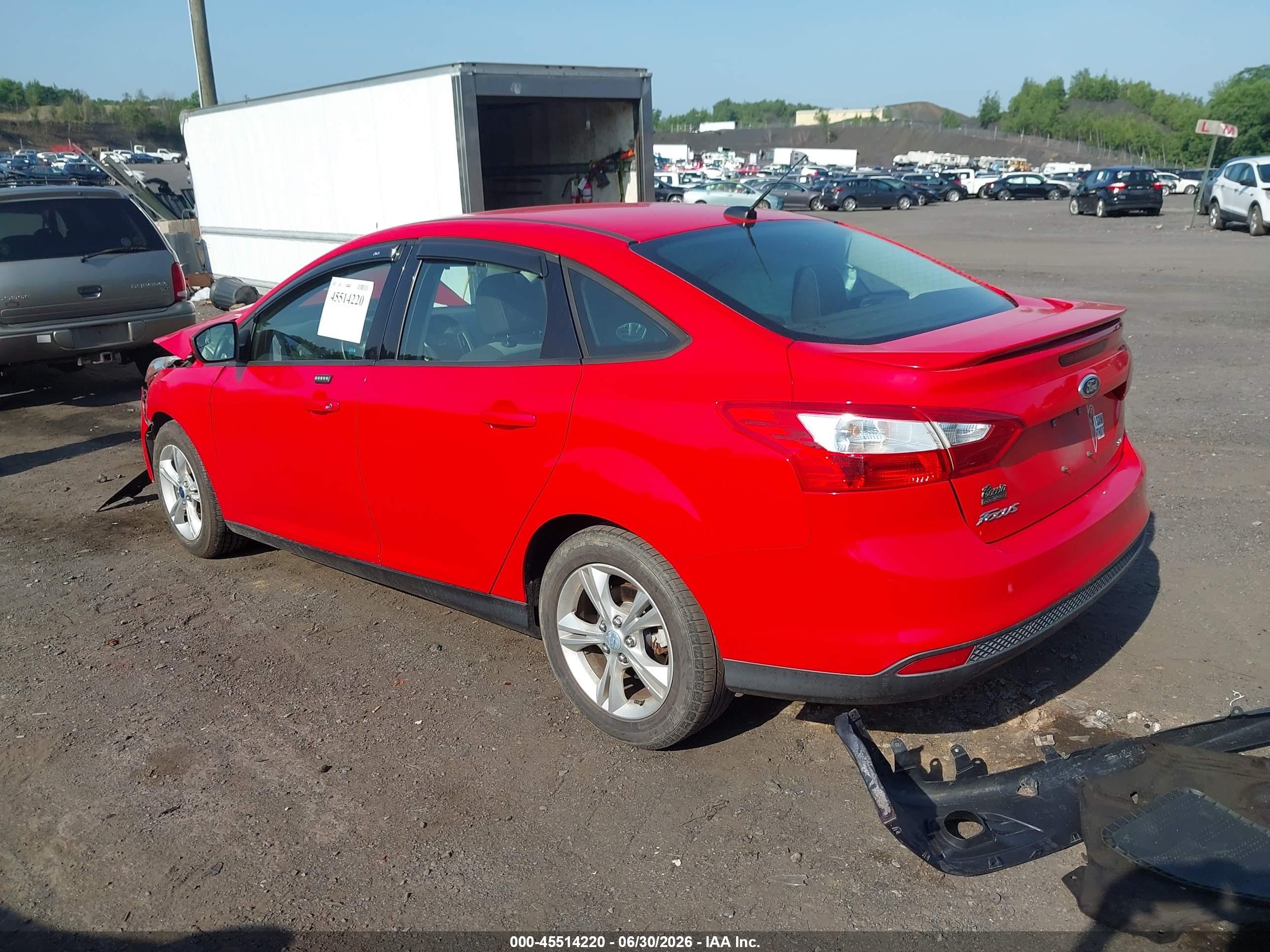 2012 Ford Focus Se Red vin: 1FAHP3F22CL426256