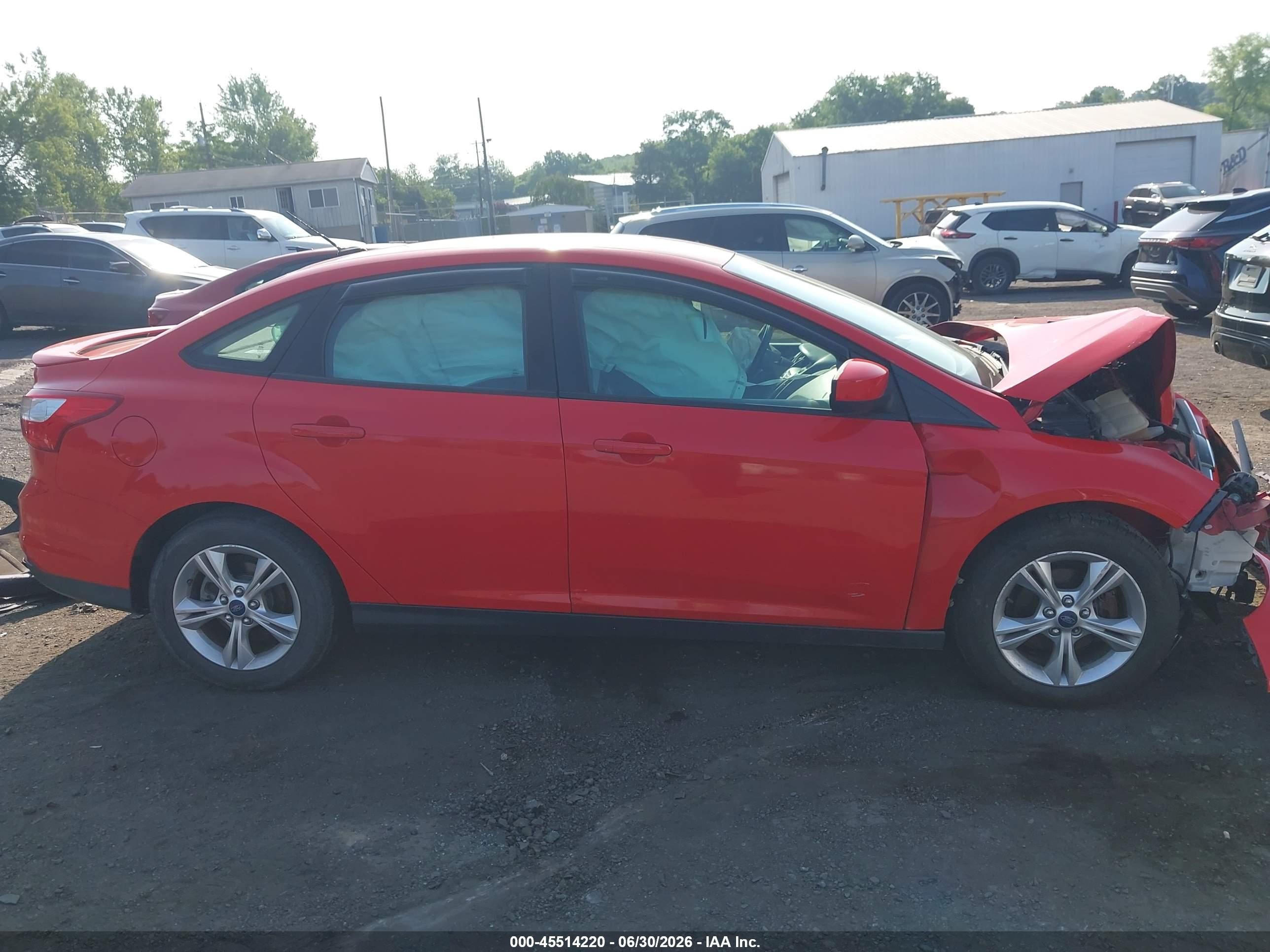 2012 Ford Focus Se Red vin: 1FAHP3F22CL426256