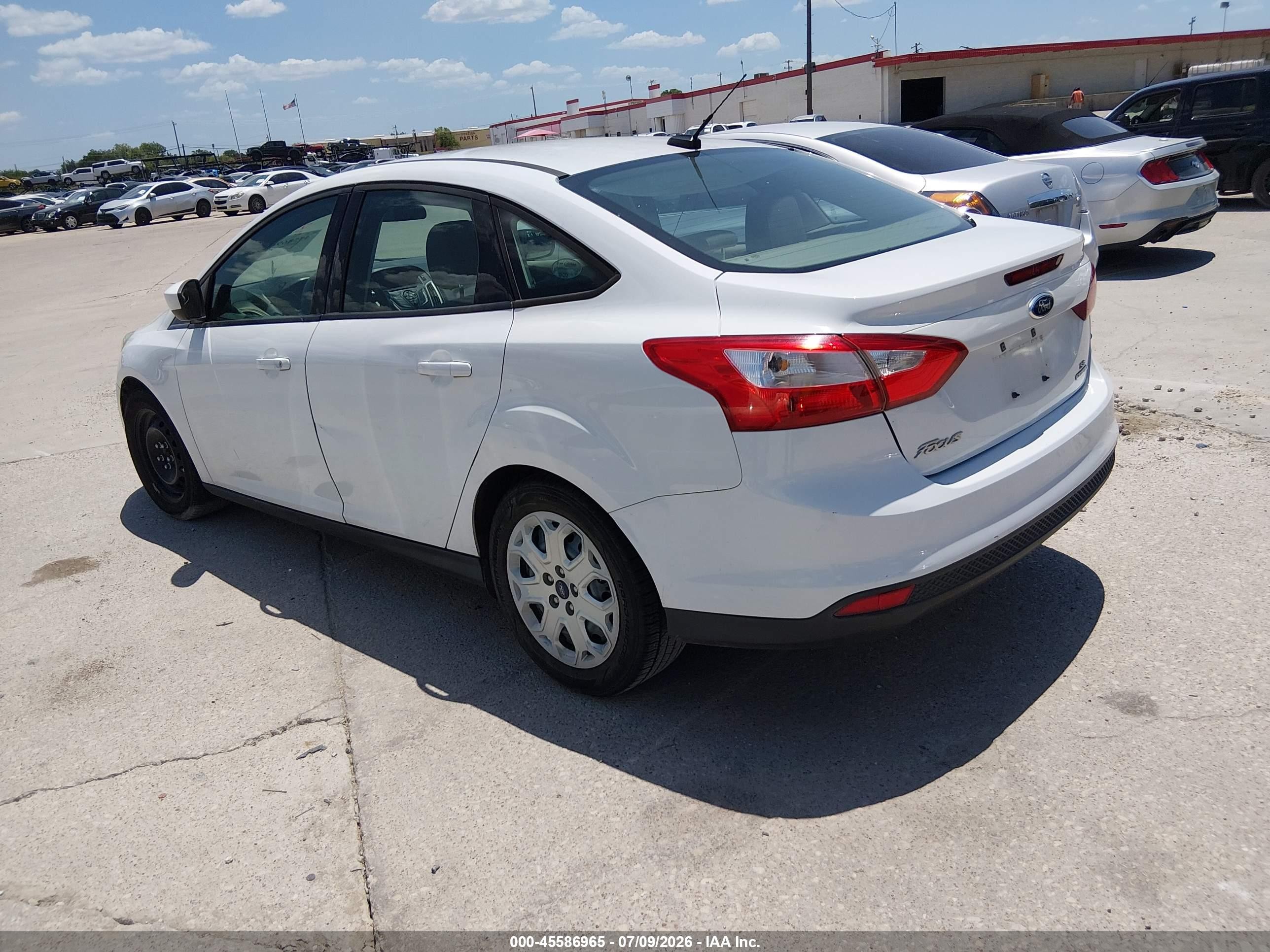 2012 Ford Focus Se White vin: 1FAHP3F22CL455899