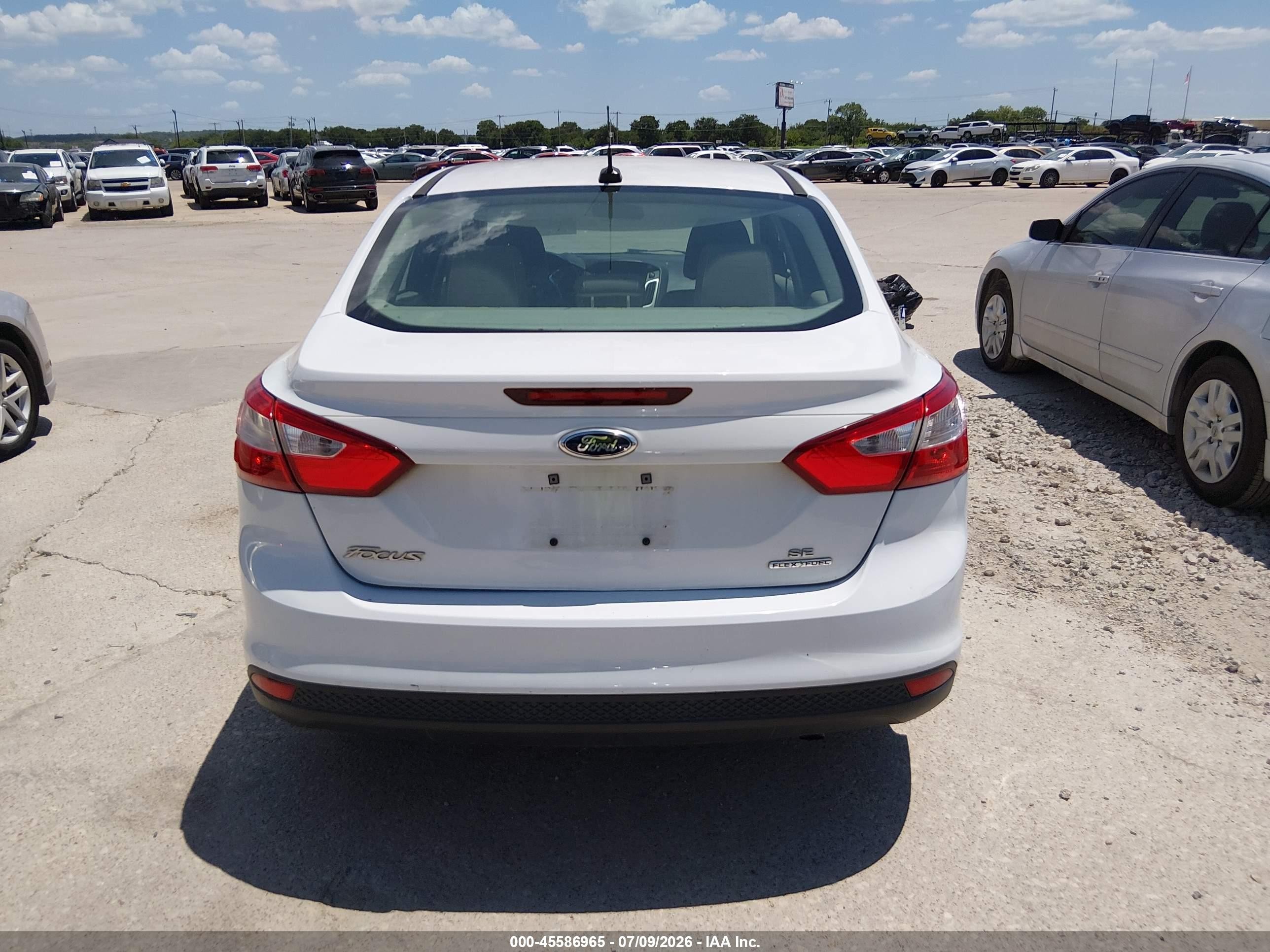2012 Ford Focus Se White vin: 1FAHP3F22CL455899