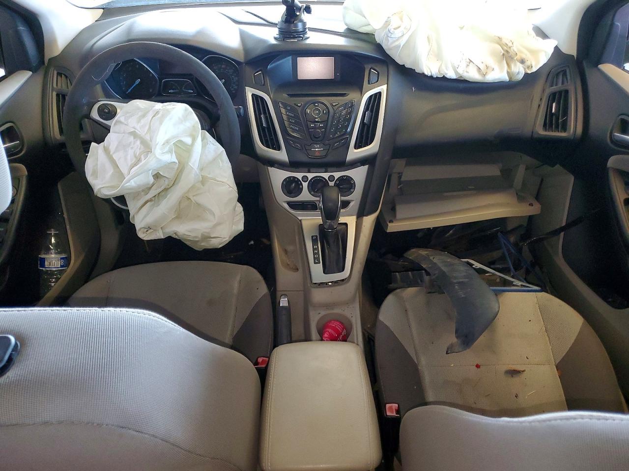 2012 Ford Focus Se Gray vin: 1FAHP3F23CL140111