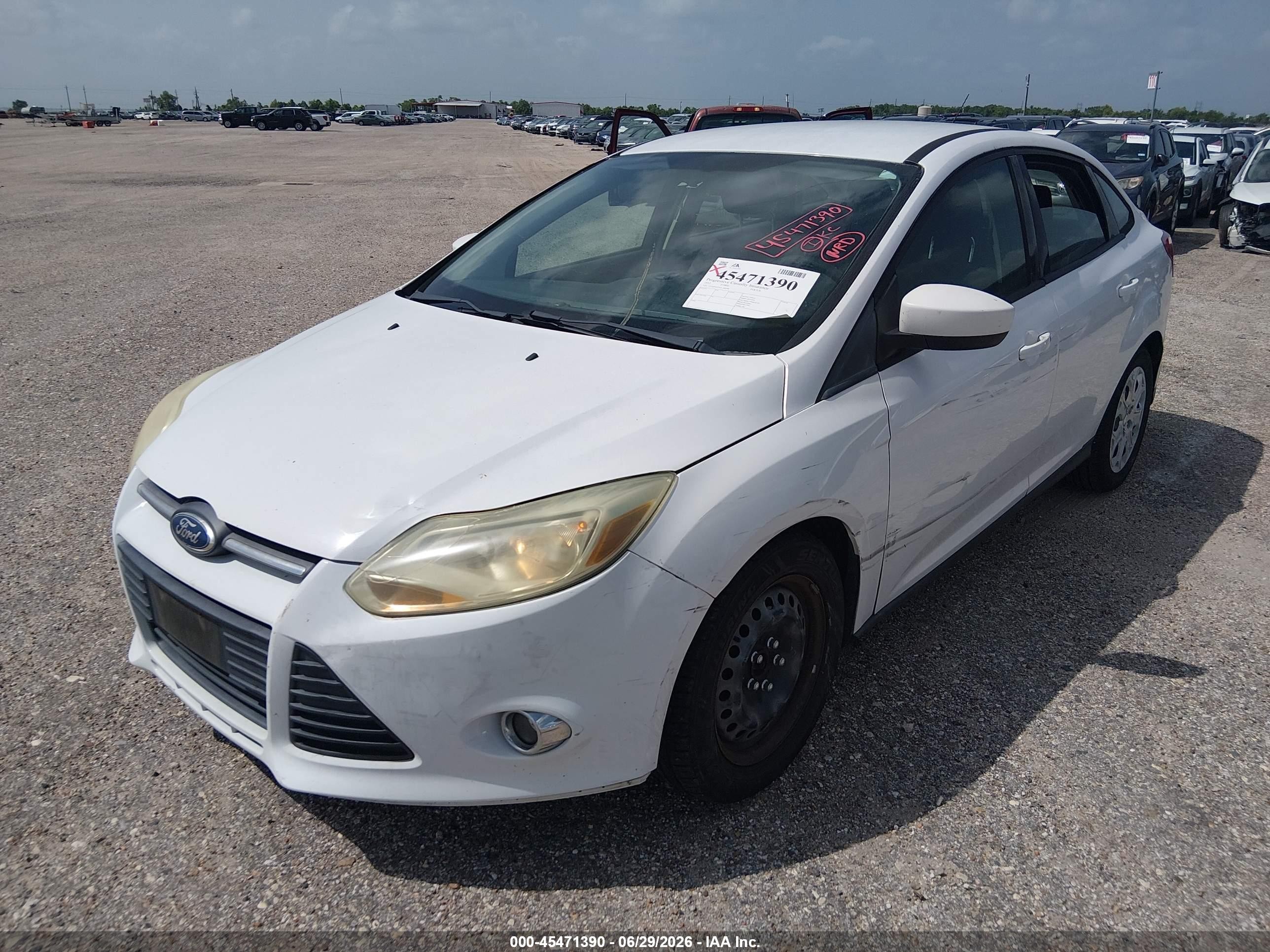 2012 Ford Focus Se Белый vin: 1FAHP3F23CL186506