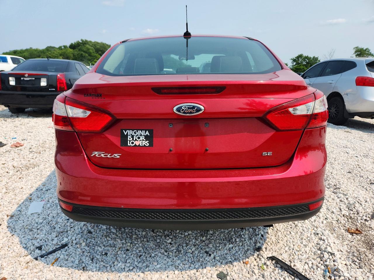 2012 Ford Focus Se Красный vin: 1FAHP3F23CL247031