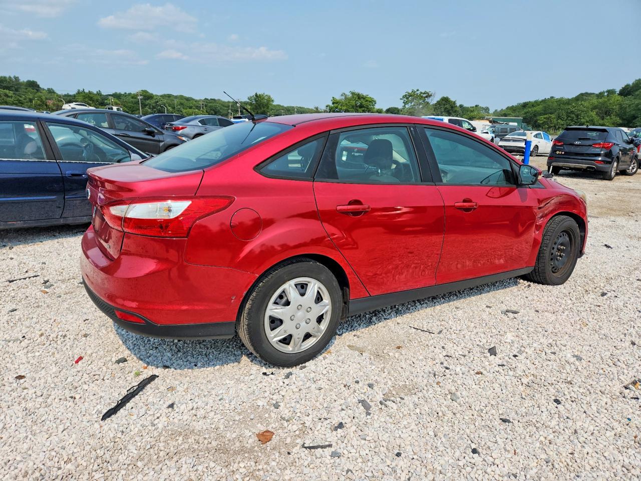 2012 Ford Focus Se Красный vin: 1FAHP3F23CL247031