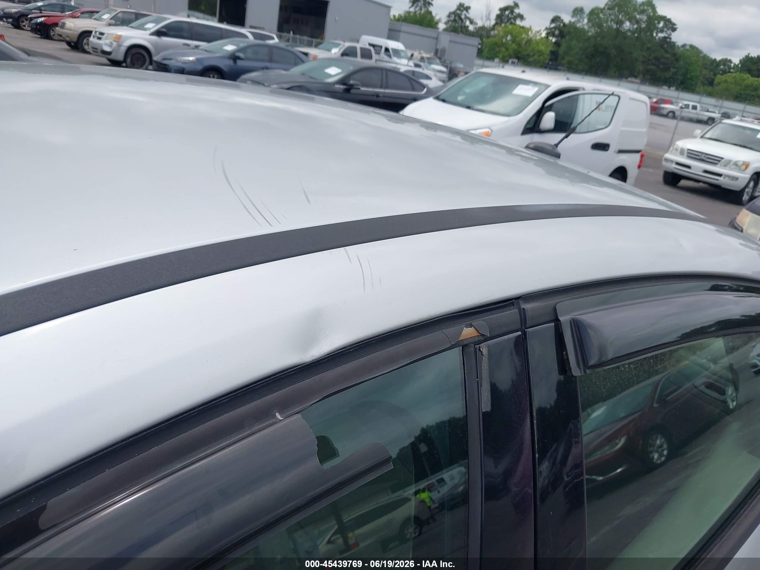 2012 Ford Focus Se Silver vin: 1FAHP3F23CL247224