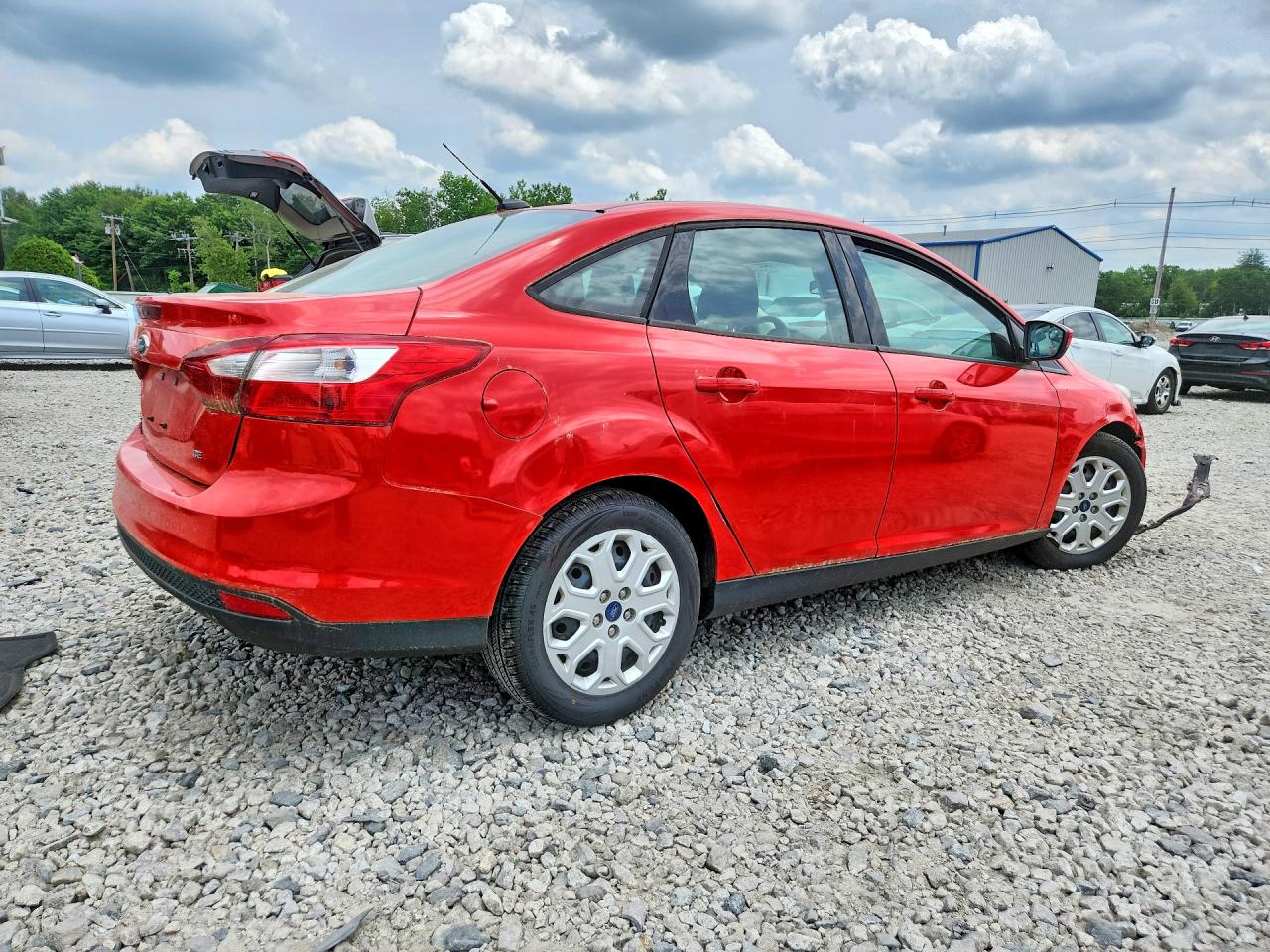 2012 Ford Focus Se Red vin: 1FAHP3F23CL286752