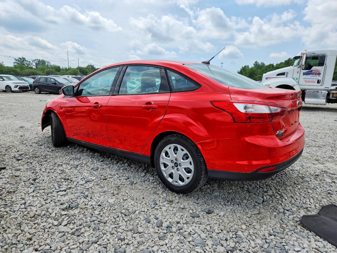 2012 Ford Focus Se Red vin: 1FAHP3F23CL286752