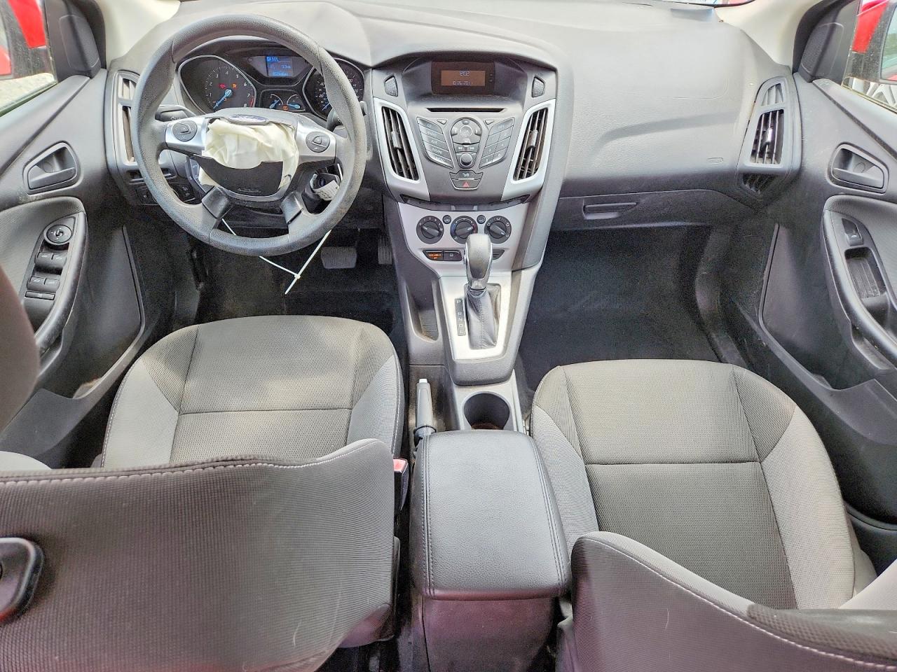 2012 Ford Focus Se Red vin: 1FAHP3F23CL286752