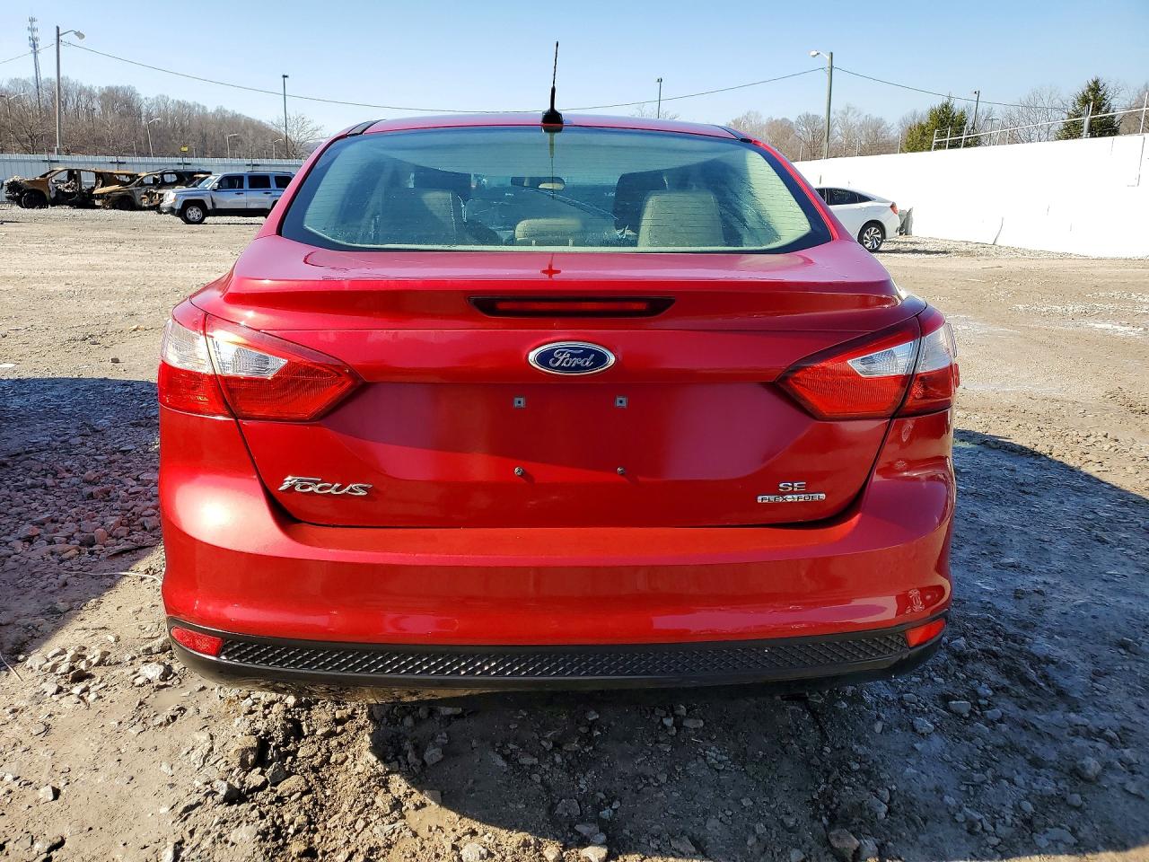 2012 Ford Focus Se Red vin: 1FAHP3F23CL380906
