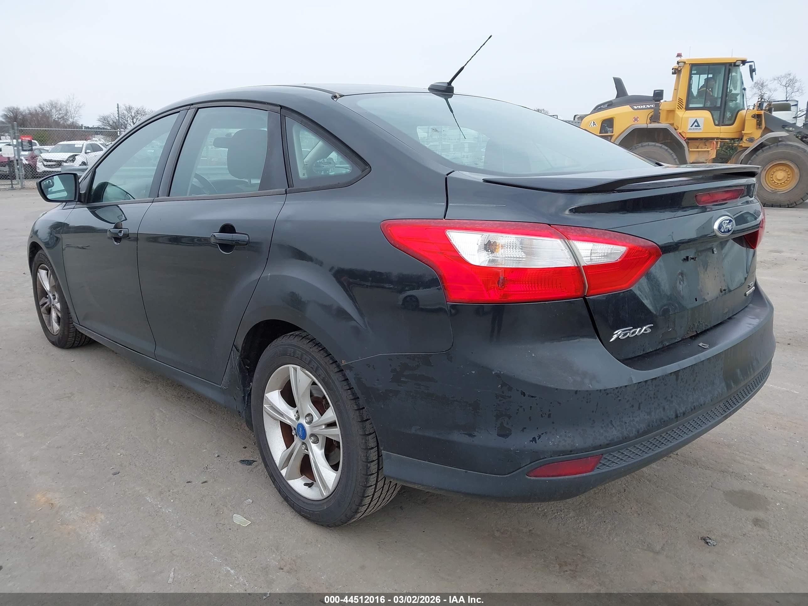 2012 Ford Focus Se Черный vin: 1FAHP3F23CL391176