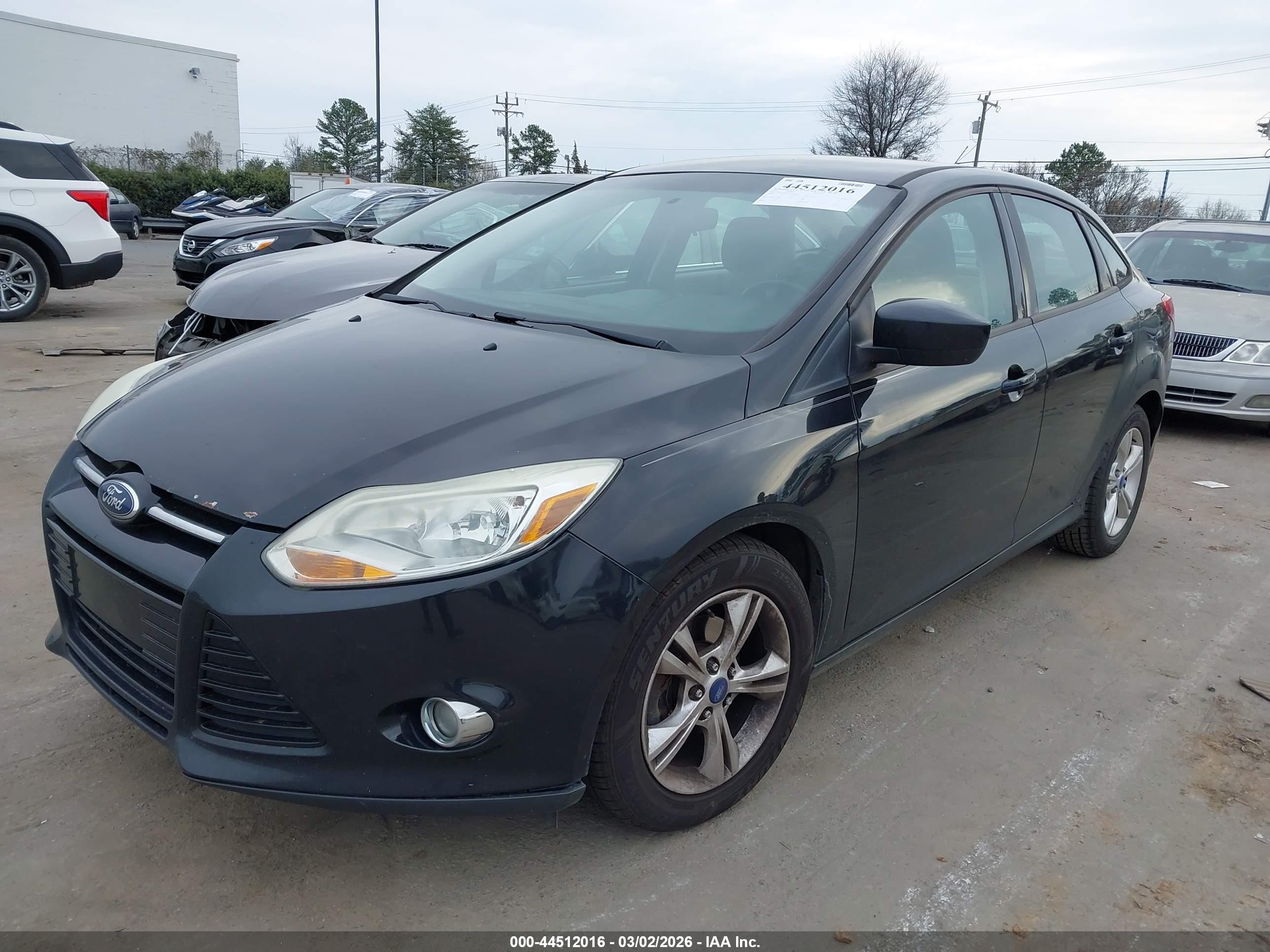 2012 Ford Focus Se Черный vin: 1FAHP3F23CL391176