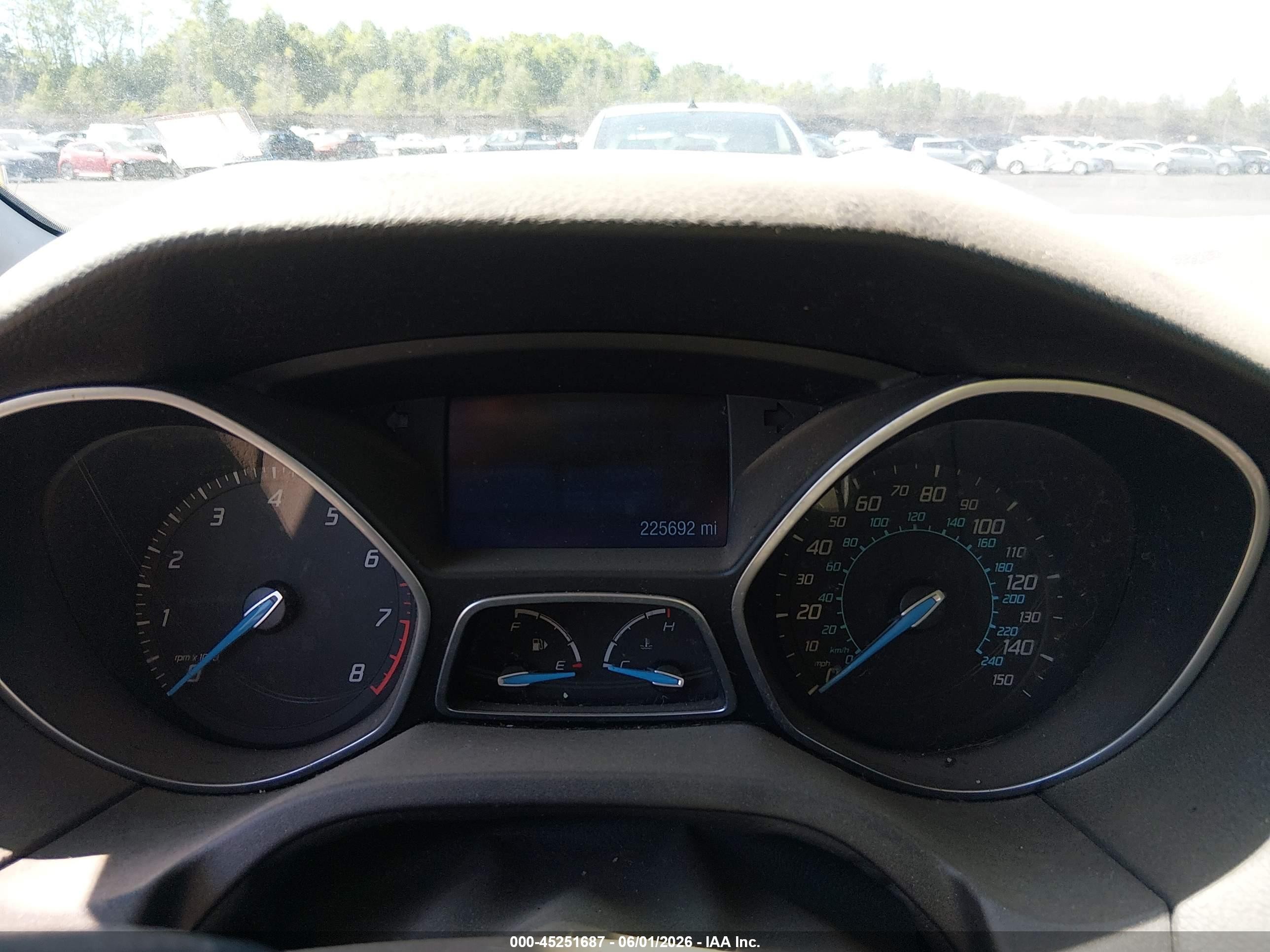 2012 Ford Focus Se Silver vin: 1FAHP3F23CL434107