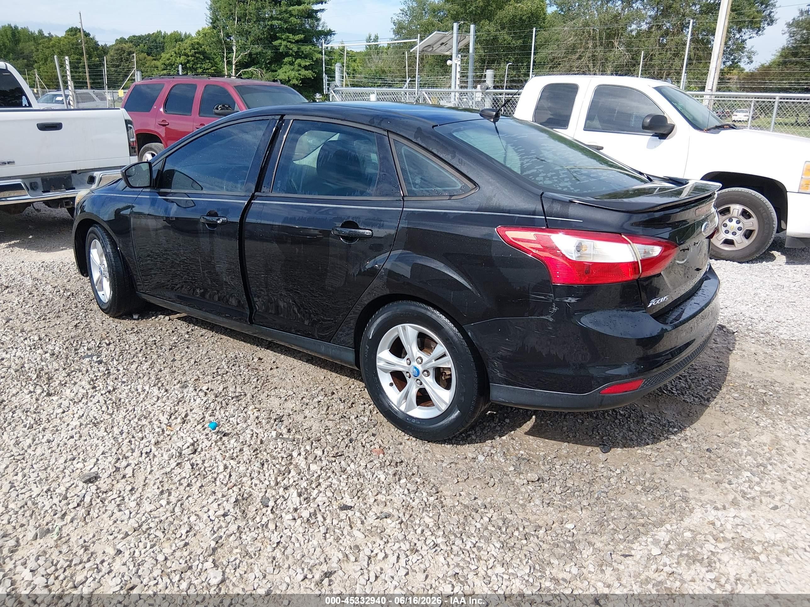 2012 Ford Focus Se Black vin: 1FAHP3F23CL443809