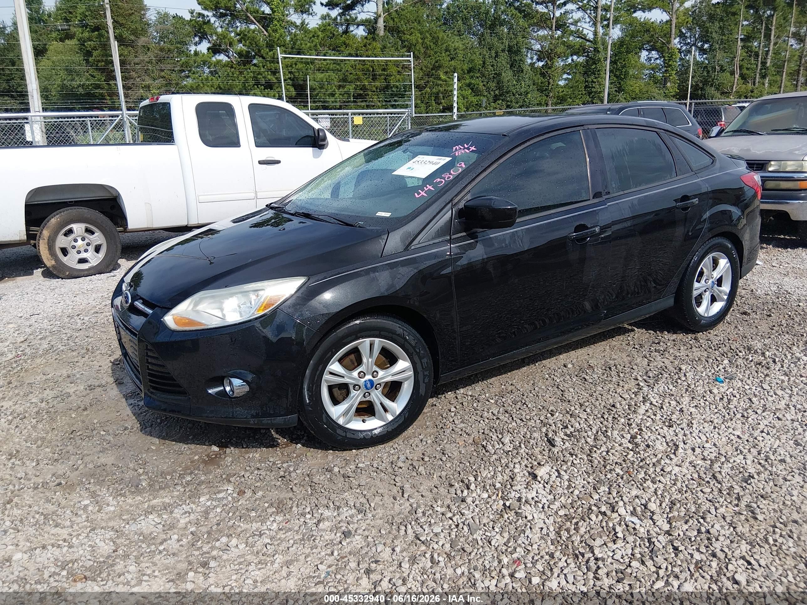 2012 Ford Focus Se Black vin: 1FAHP3F23CL443809