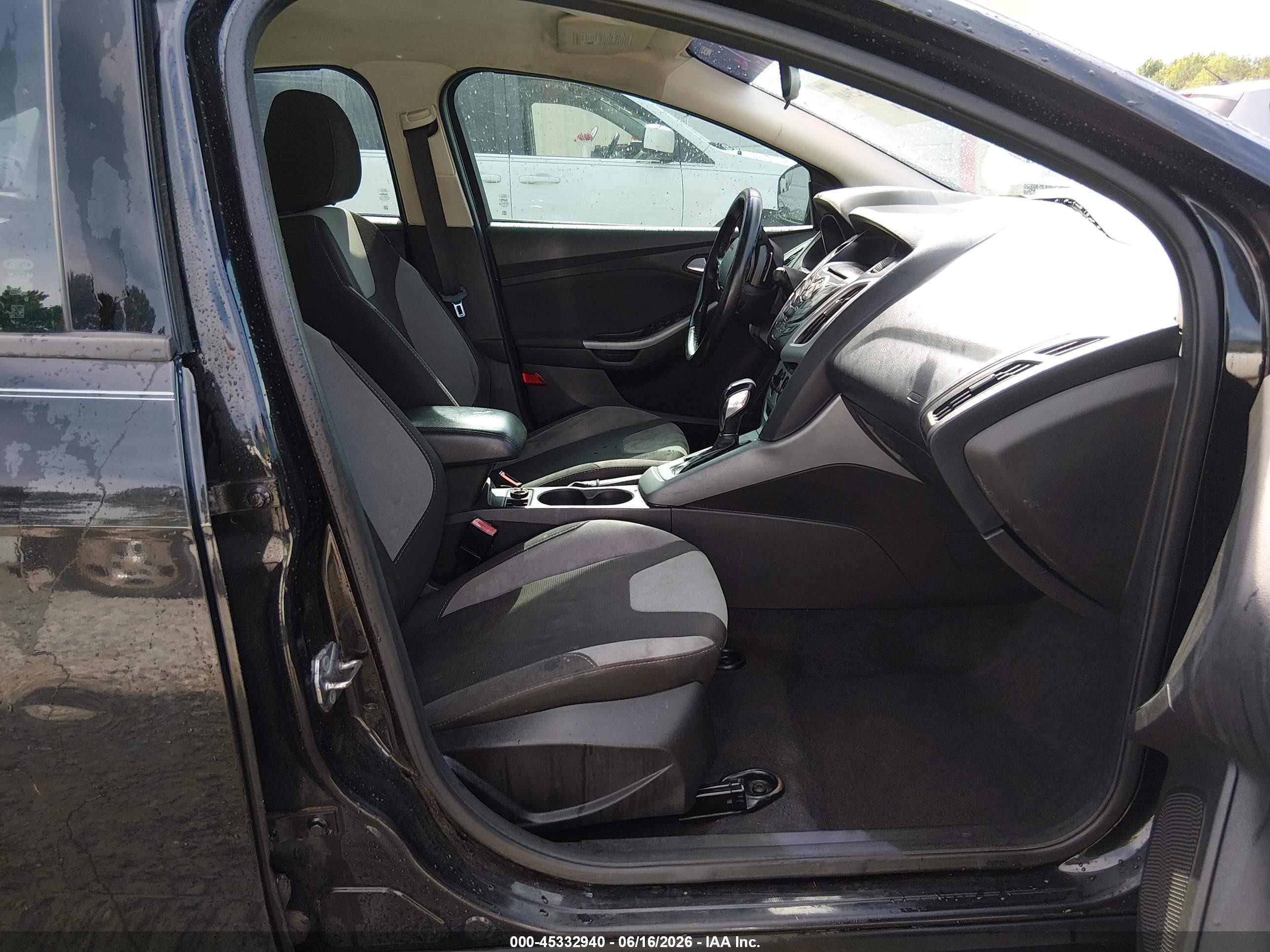 2012 Ford Focus Se Black vin: 1FAHP3F23CL443809