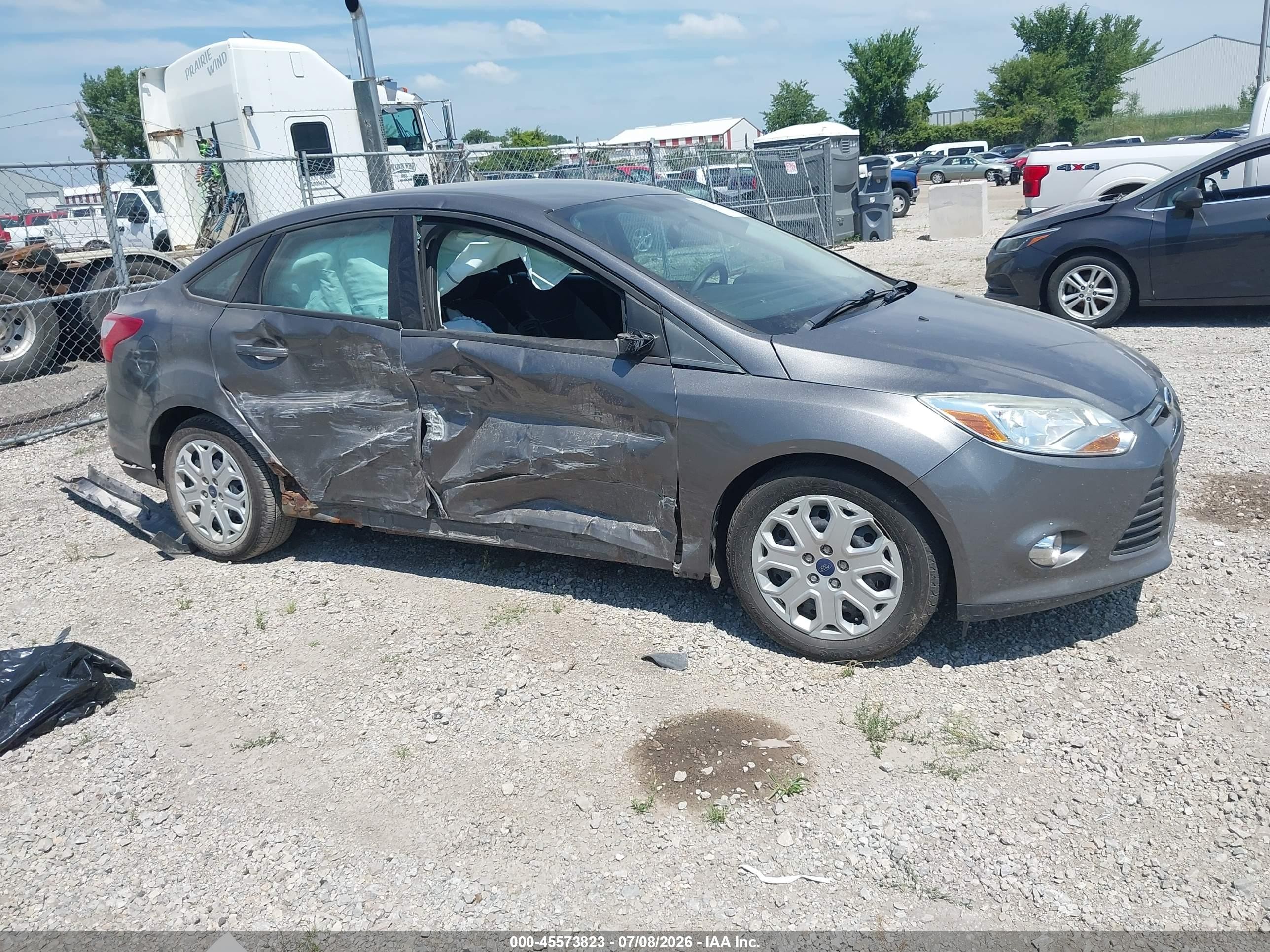 2012 Ford Focus Se Gray vin: 1FAHP3F23CL446256