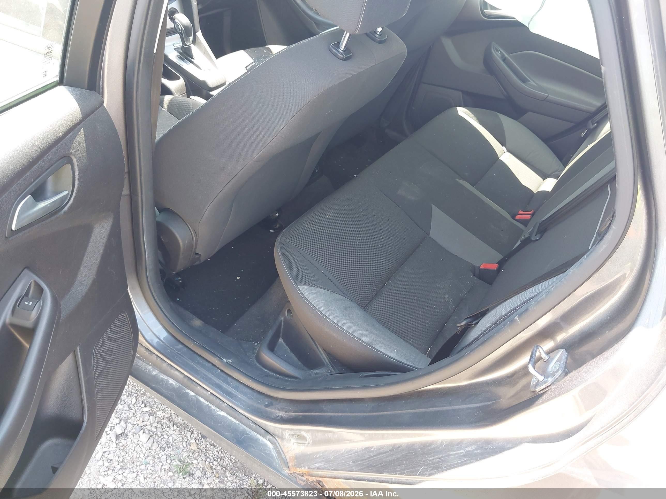 2012 Ford Focus Se Gray vin: 1FAHP3F23CL446256